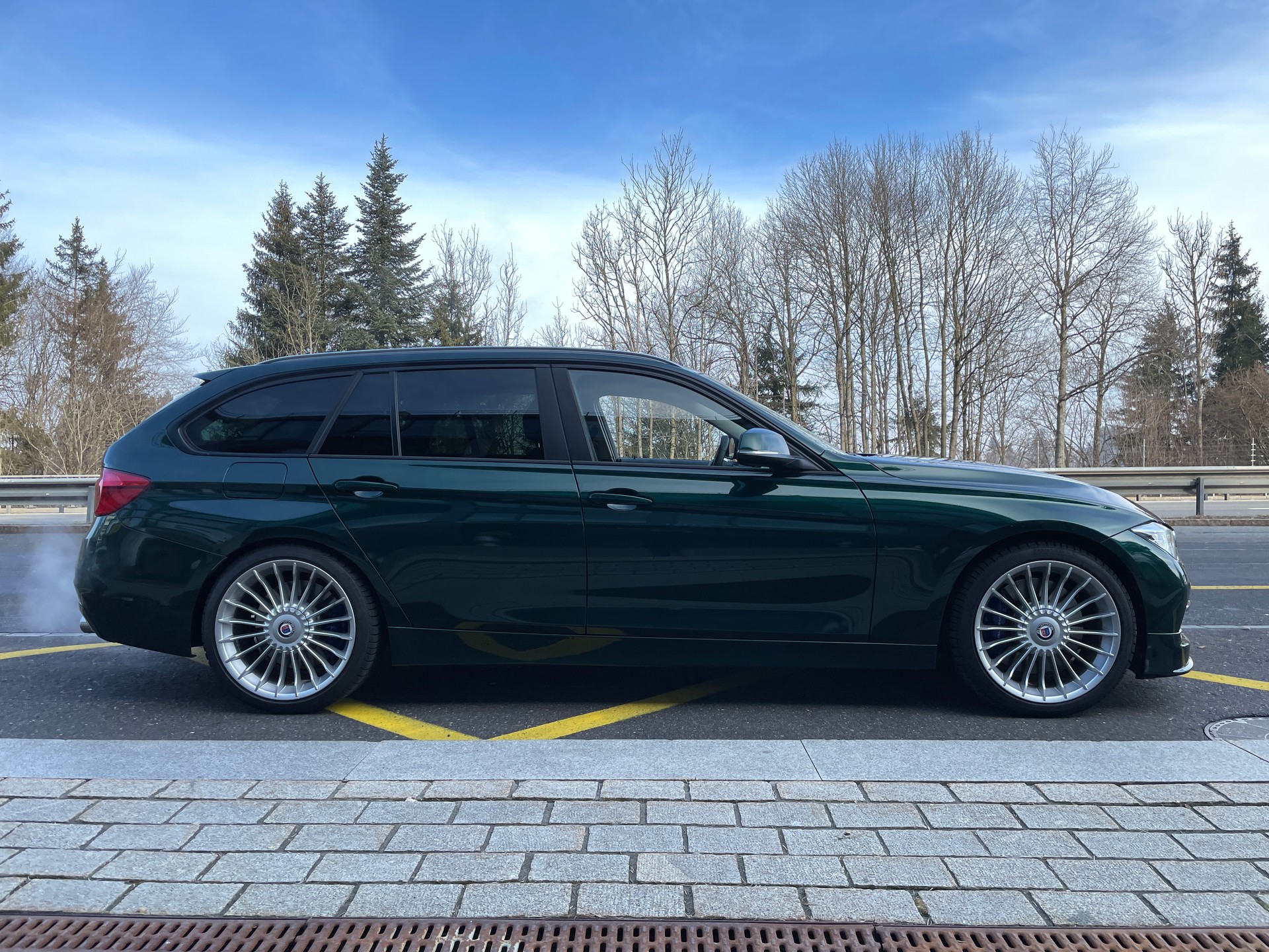 BMW-ALPINA B3 BiTurbo Touring 3.0 xDrive Switch-Tronic (TOP ZUSTAND!)-showroom-element-3