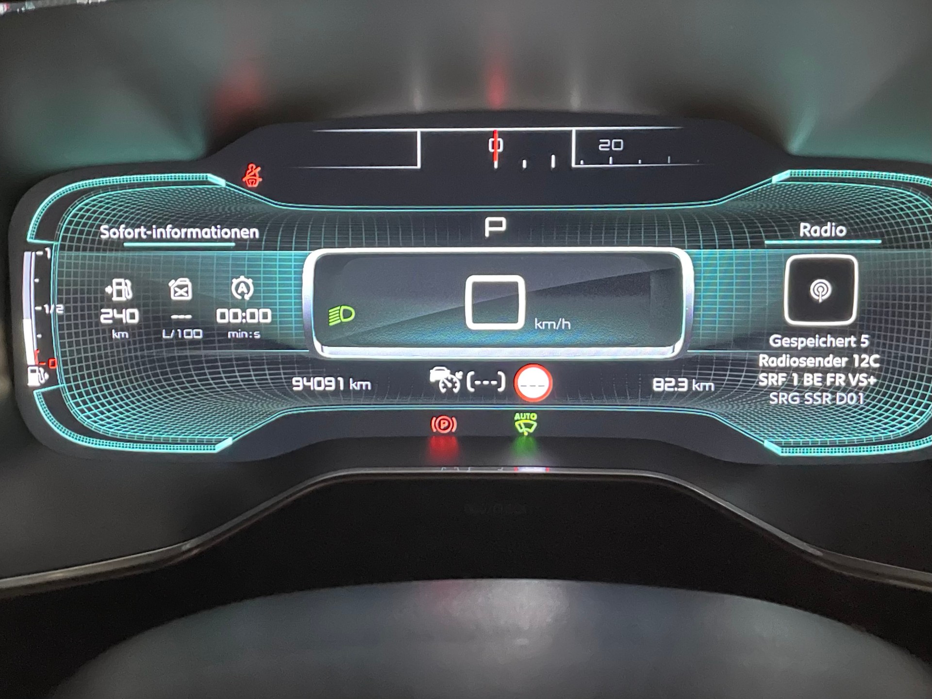 CITROEN C5 Aircross 1.6i PureTech Shine EAT8-image-7