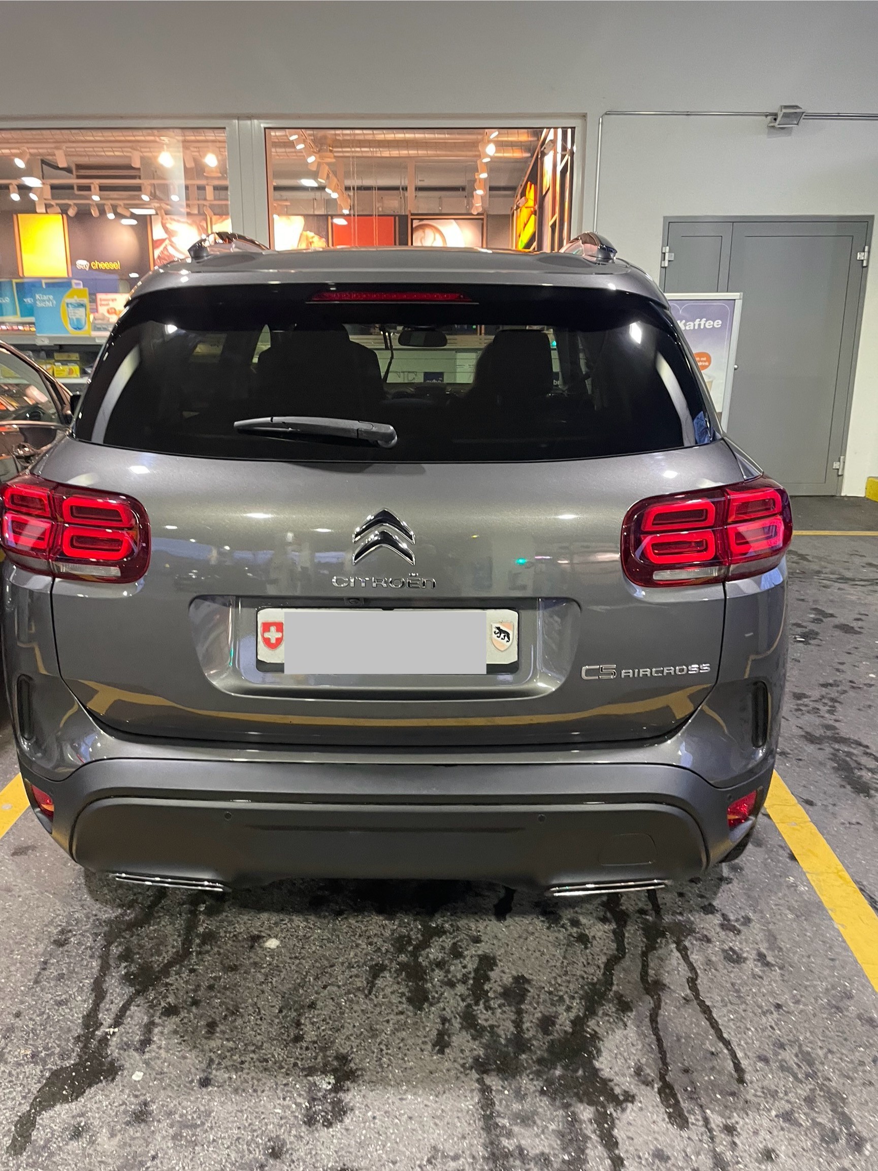 CITROEN C5 Aircross 1.6i PureTech Shine EAT8-image-3