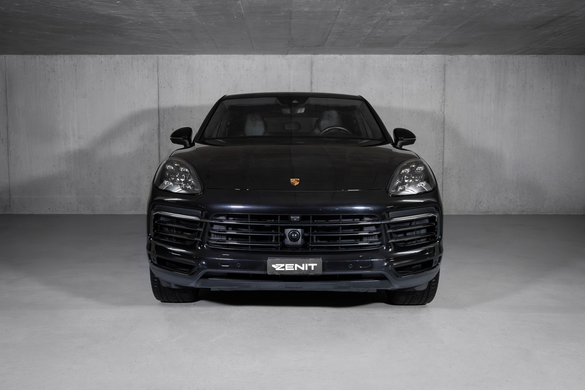 PORSCHE Cayenne S Coupé-showroom-element-2