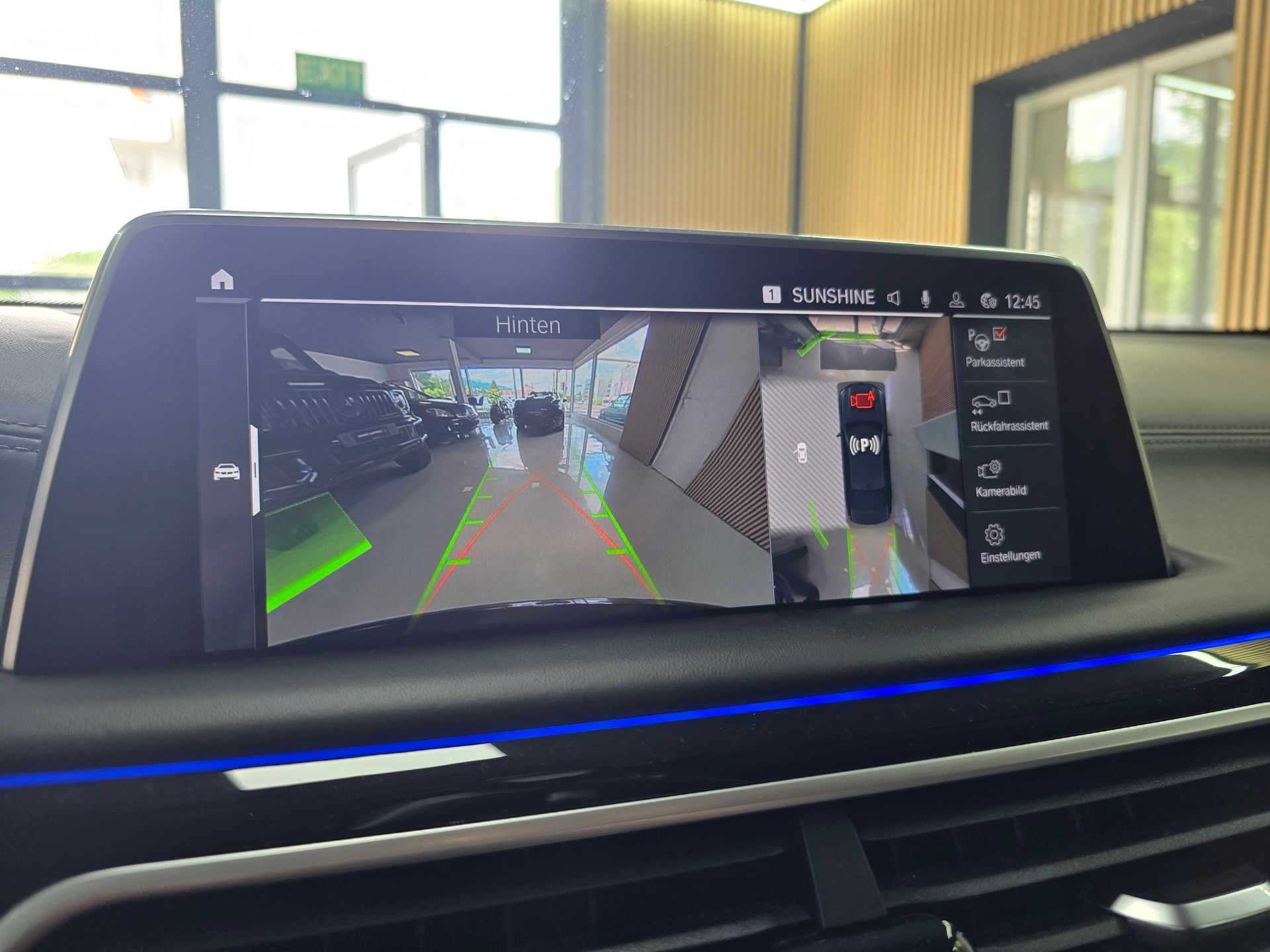 BMW 740d xDrive Steptronic M-Sport LCI-image-13