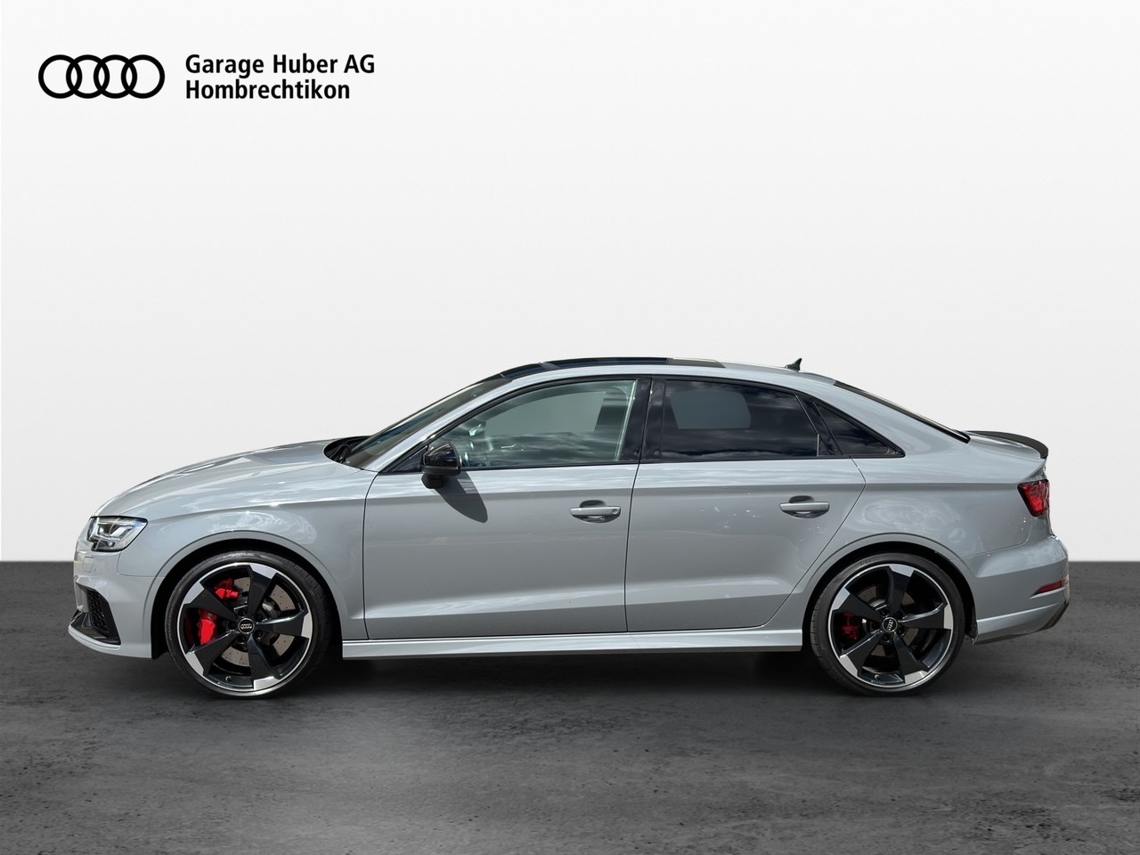 AUDI RS3 Limousine 2.5 TSI quattro S-tronic-showroom-element-1