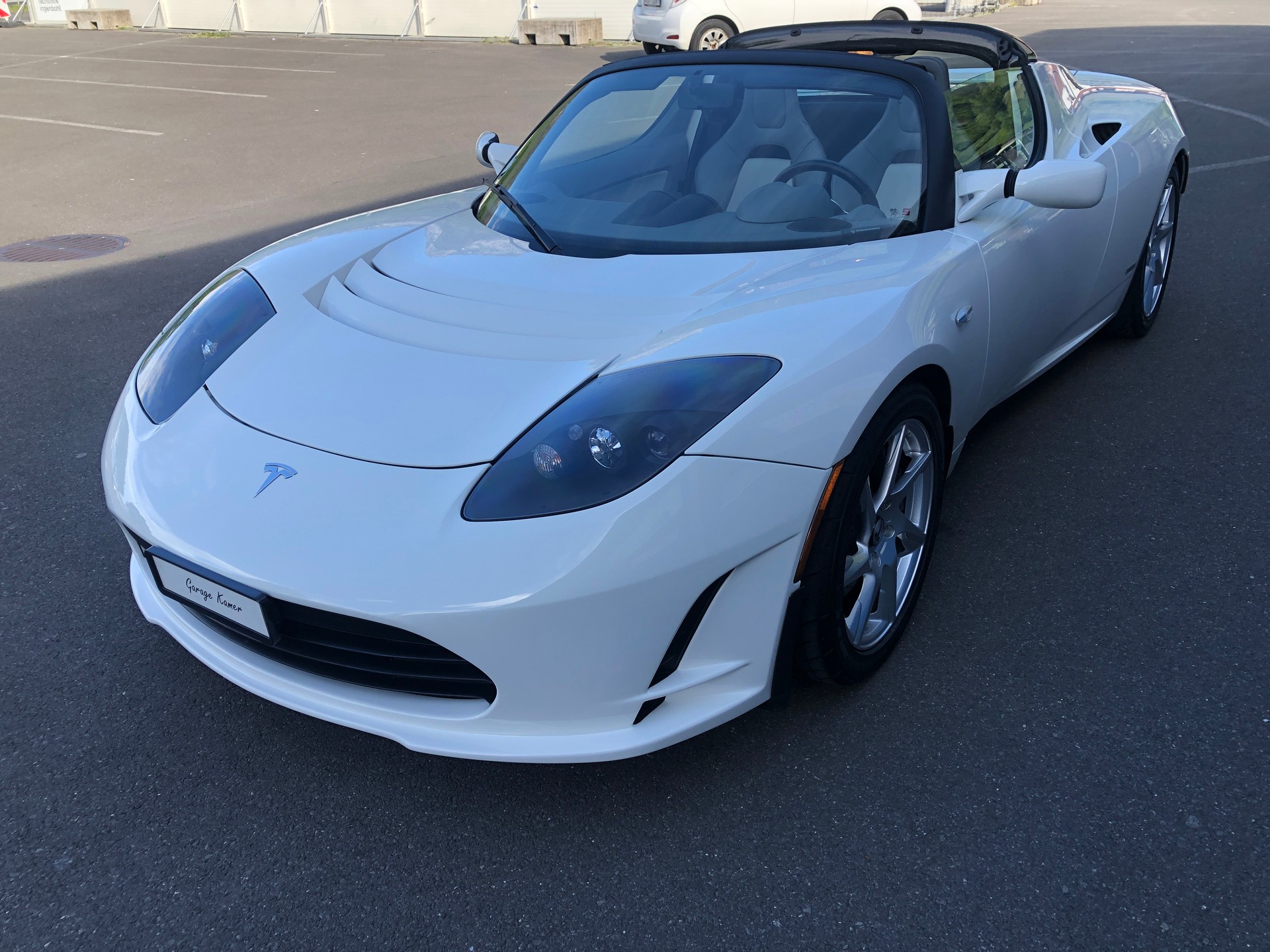 TESLA Roadster Sport-showroom-element-1