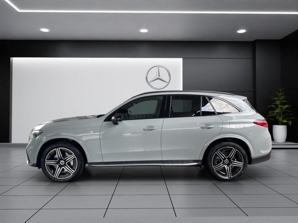 MERCEDES-BENZ GLC 400 e 4Matic EQ Star 9G-Tronic-showroom-element-2