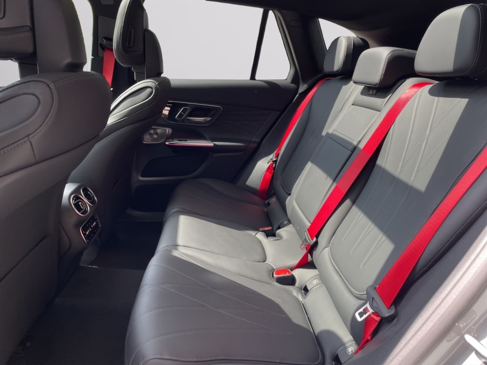 MERCEDES-BENZ GLC 400 e 4Matic EQ Star 9G-Tronic-image-7