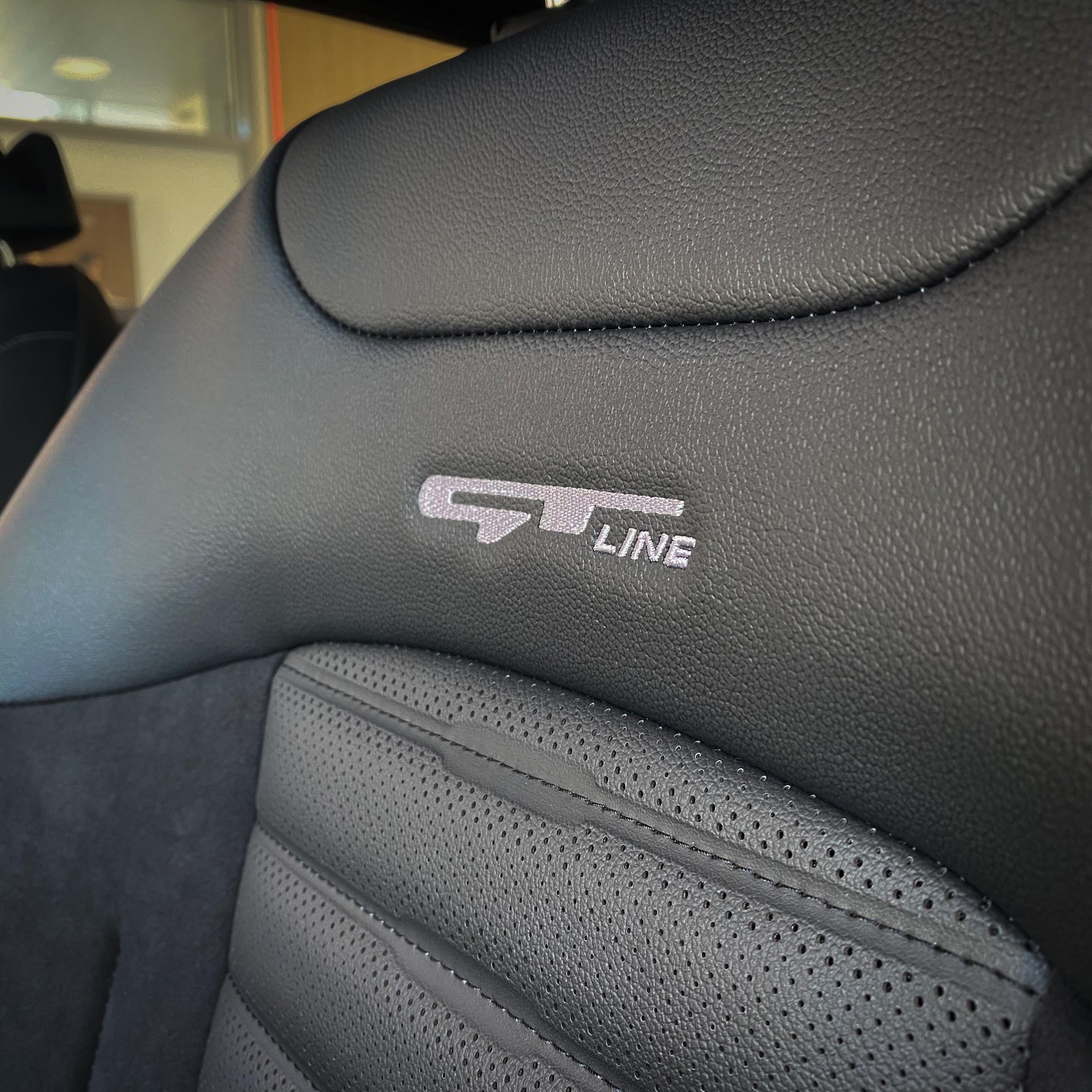 KIA Sportage 1.6 T-GDi Hybrid GT-Line-image-21