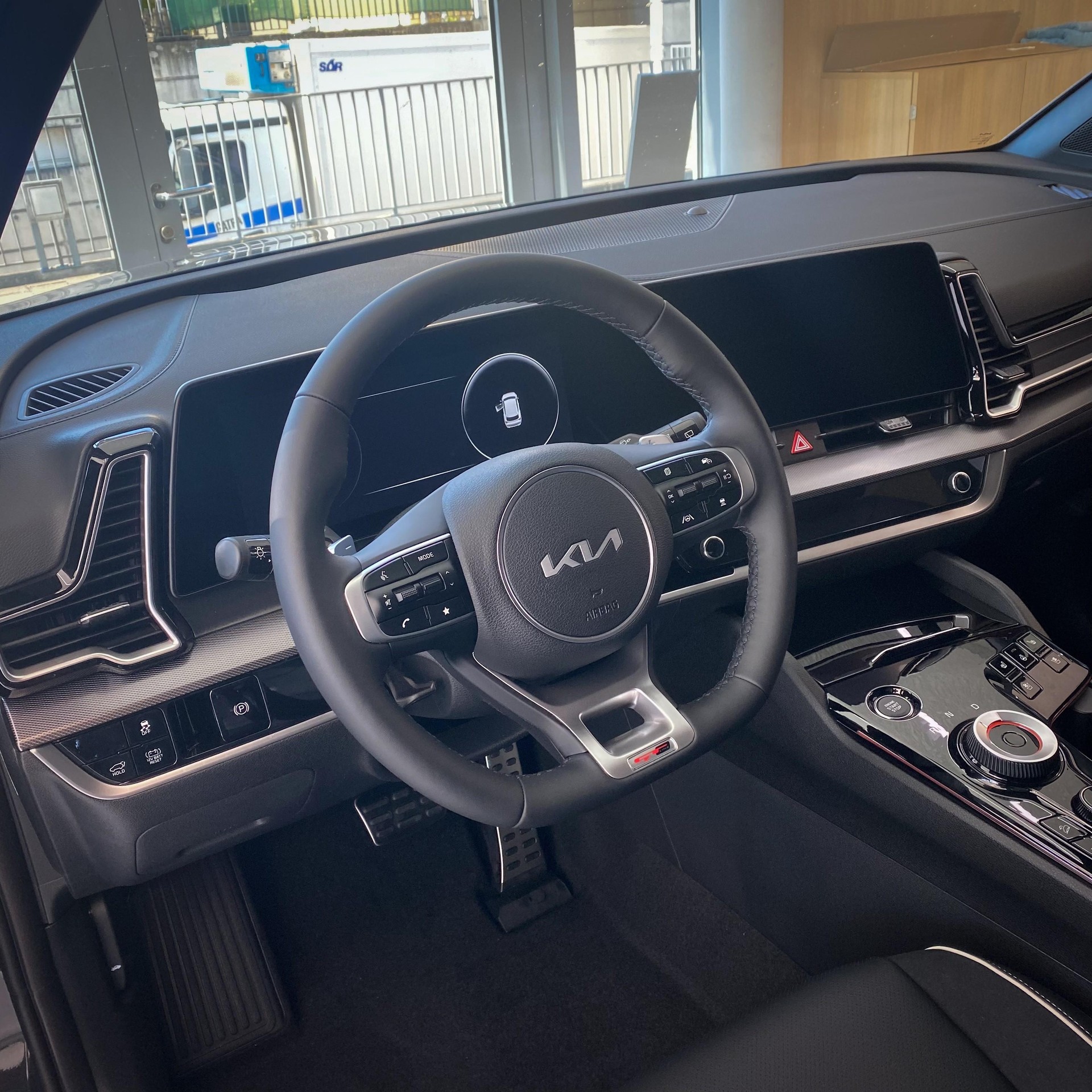 KIA Sportage 1.6 T-GDi Hybrid GT-Line-image-5