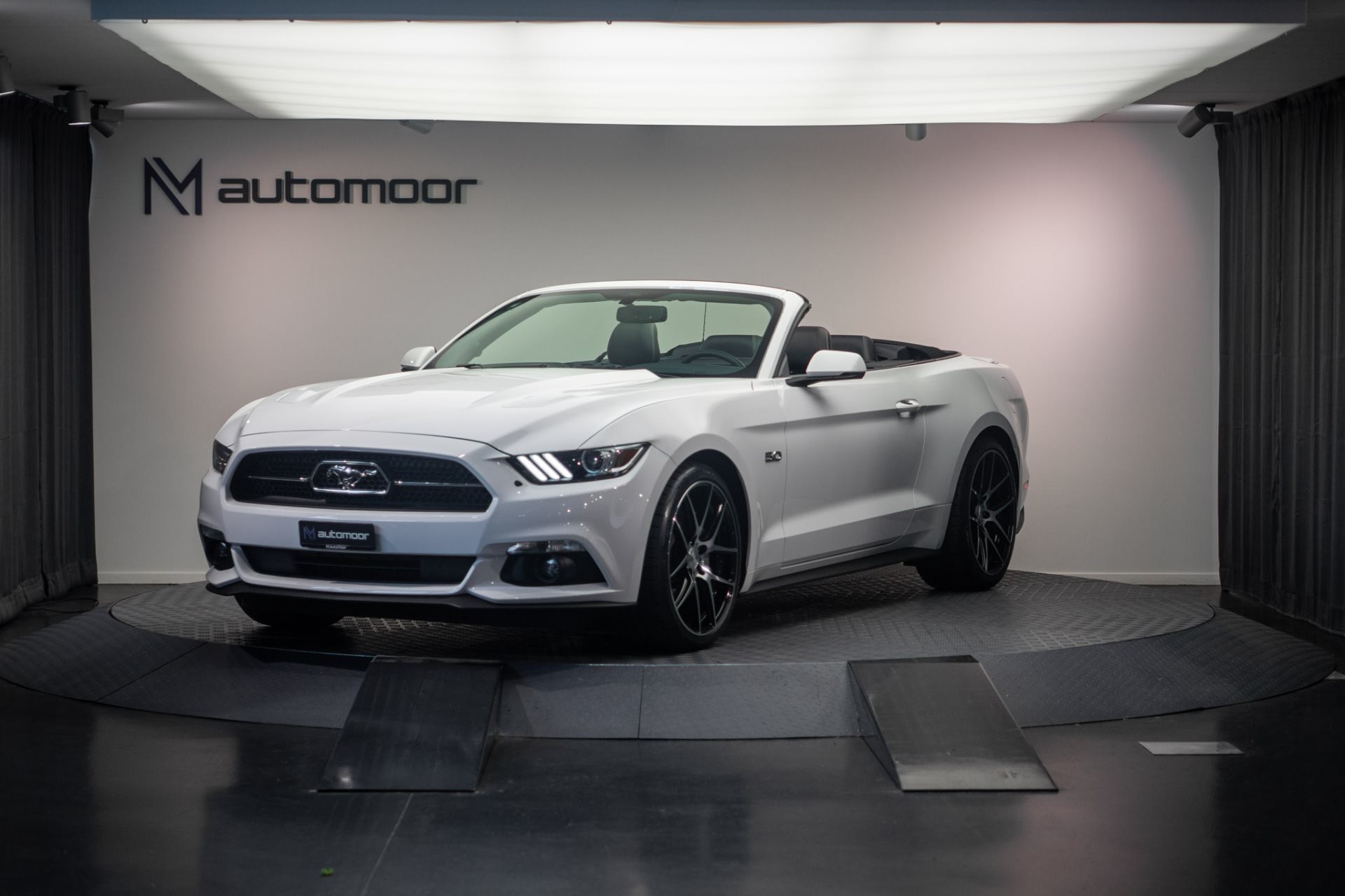 FORD MUSTANG Convertible 5.0 V8 GT Automat 50 Years Edition