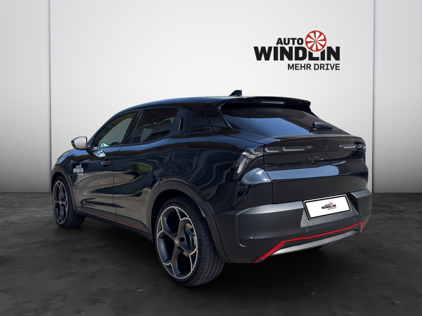 ALFA ROMEO Junior Elettrica Veloce SPORT TECH-showroom-element-2