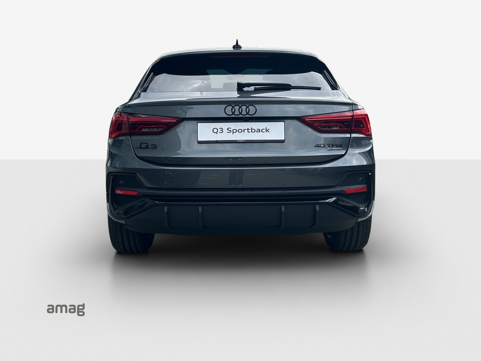 AUDI Q3 Sportback 40 TFSI S line quattro-showroom-element-3