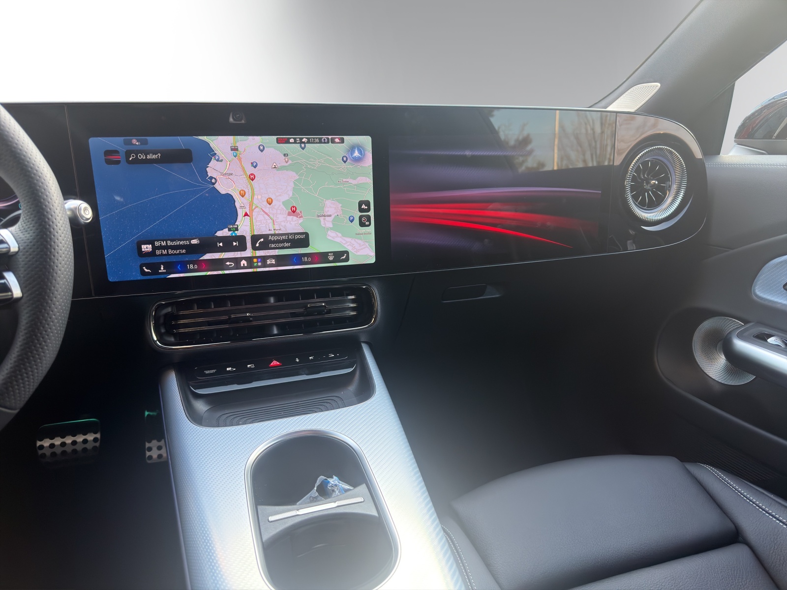 Image MERCEDES-BENZ CLA-350 CLA Shooting Brake 350 4Matic 85 kWh EQ