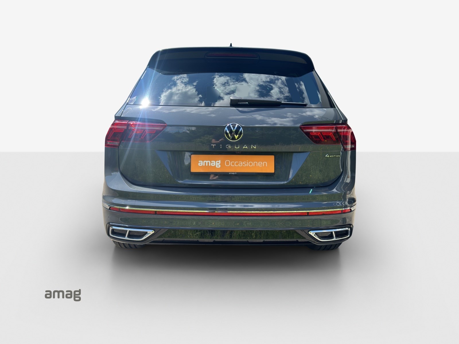 VW Tiguan 2.0TSI R-Line 4Motion DSG-showroom-element-2