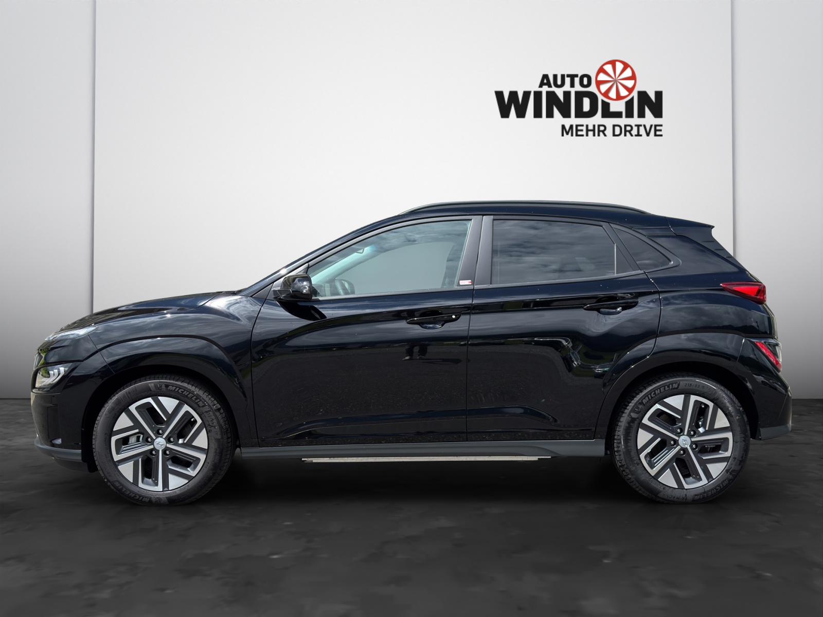 HYUNDAI Kona Electric Vertex-showroom-element-3