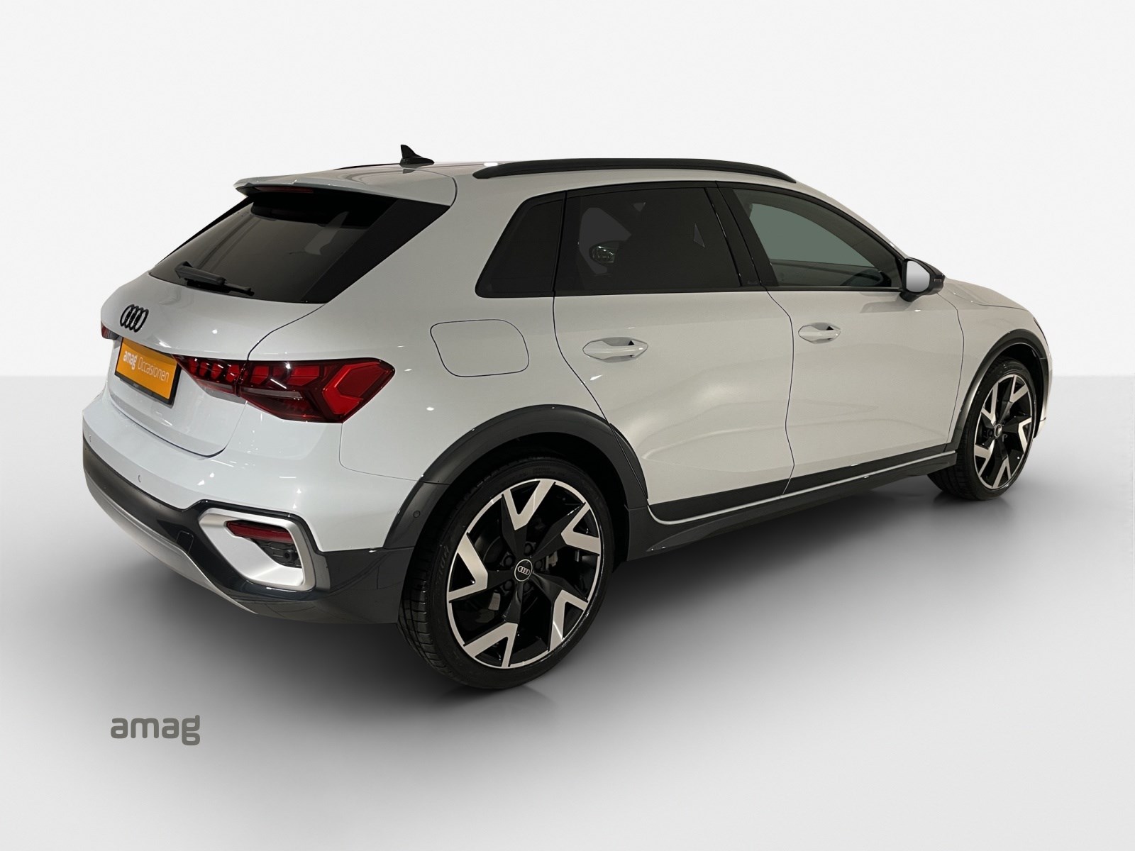 AUDI A3 Sportback 35 TDI advanced-image-4