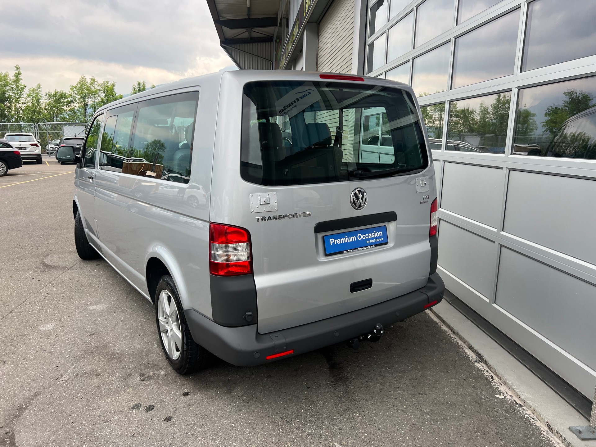 VW T5 2.0 TDI 4x4 *** 9 Plätzer * AHK 2500 kg. * frisch ab MFK * 1 Jahr Garantie möglich ***-showroom-element-3