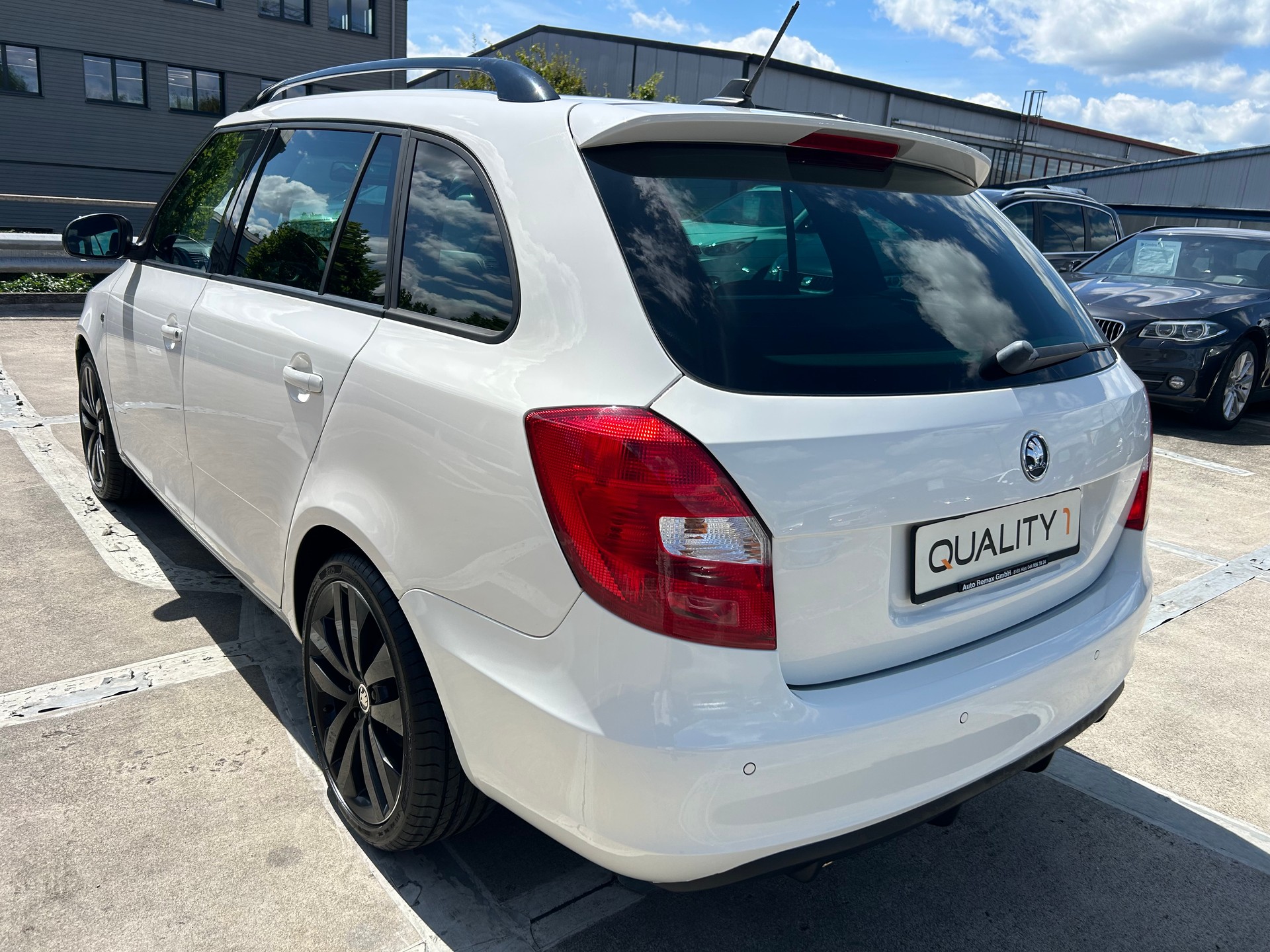 SKODA Fabia 1.4 TSI RS DSG-showroom-element-2