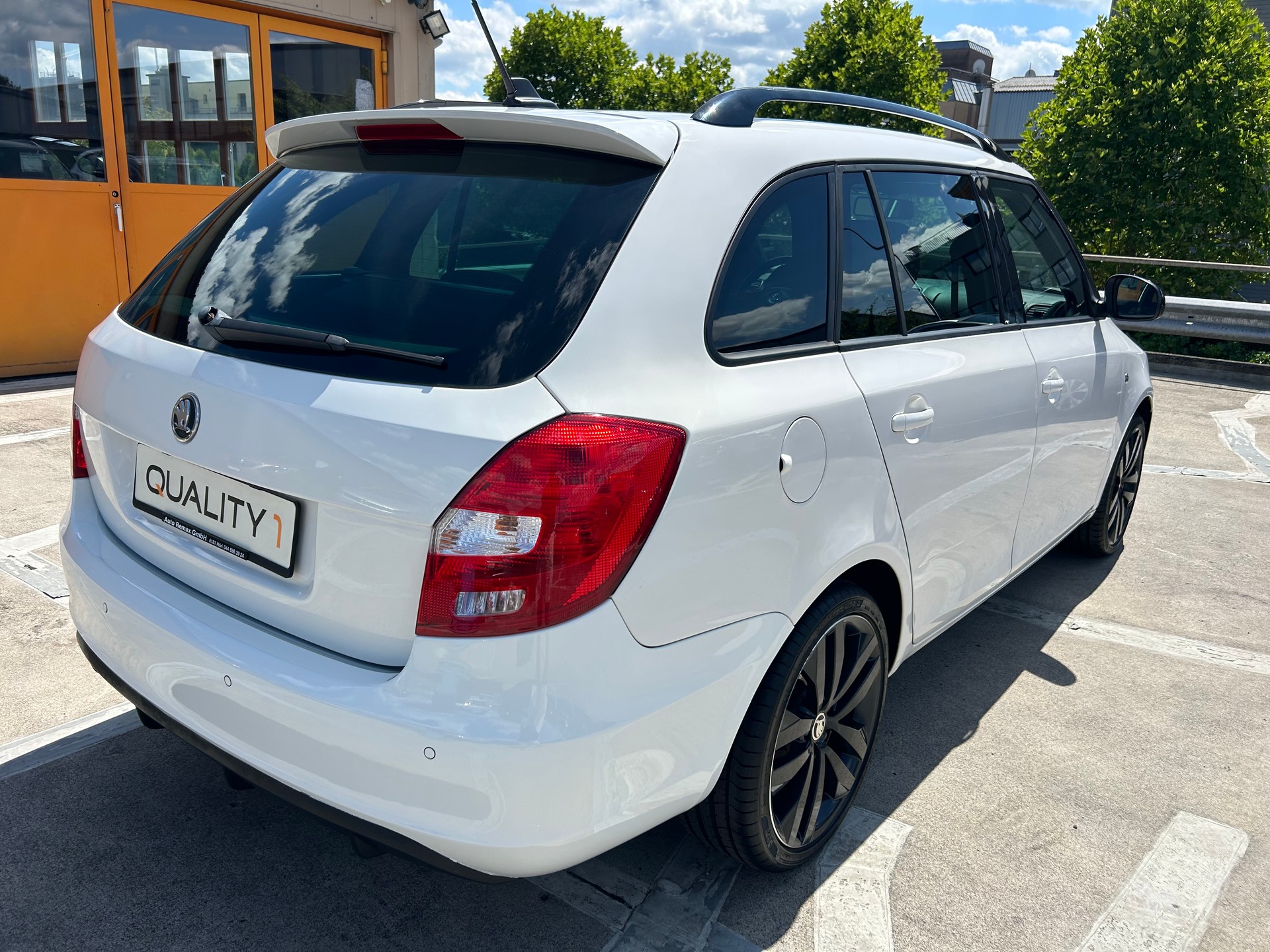 SKODA Fabia 1.4 TSI RS DSG-showroom-element-3