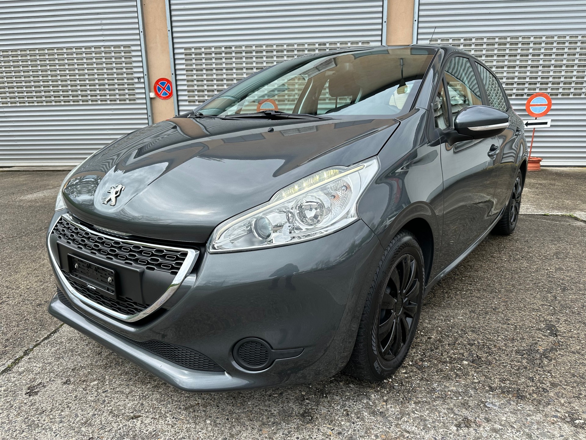 PEUGEOT 208 1.2 VTI Active