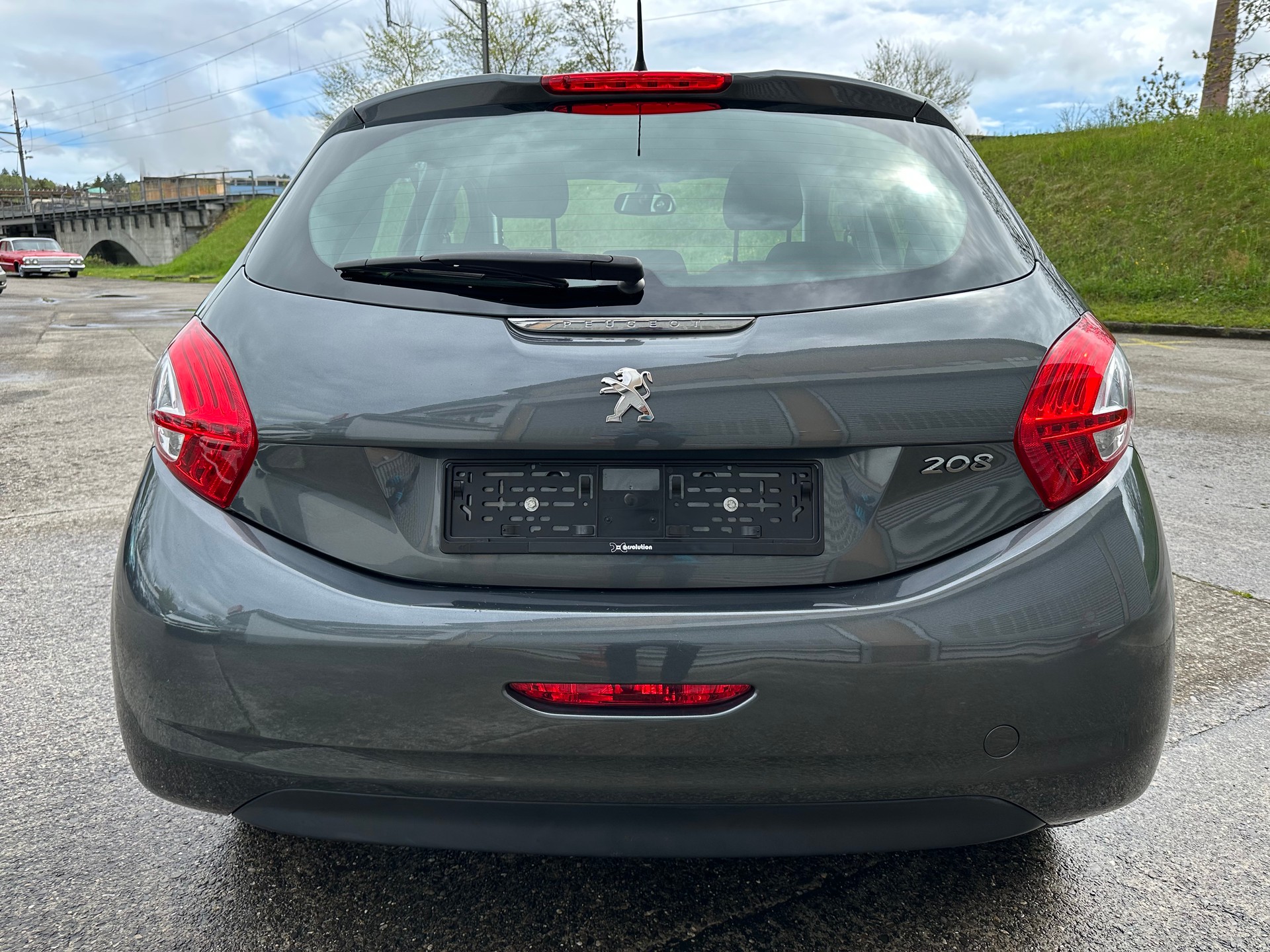 PEUGEOT 208 1.2 VTI Active-showroom-element-3