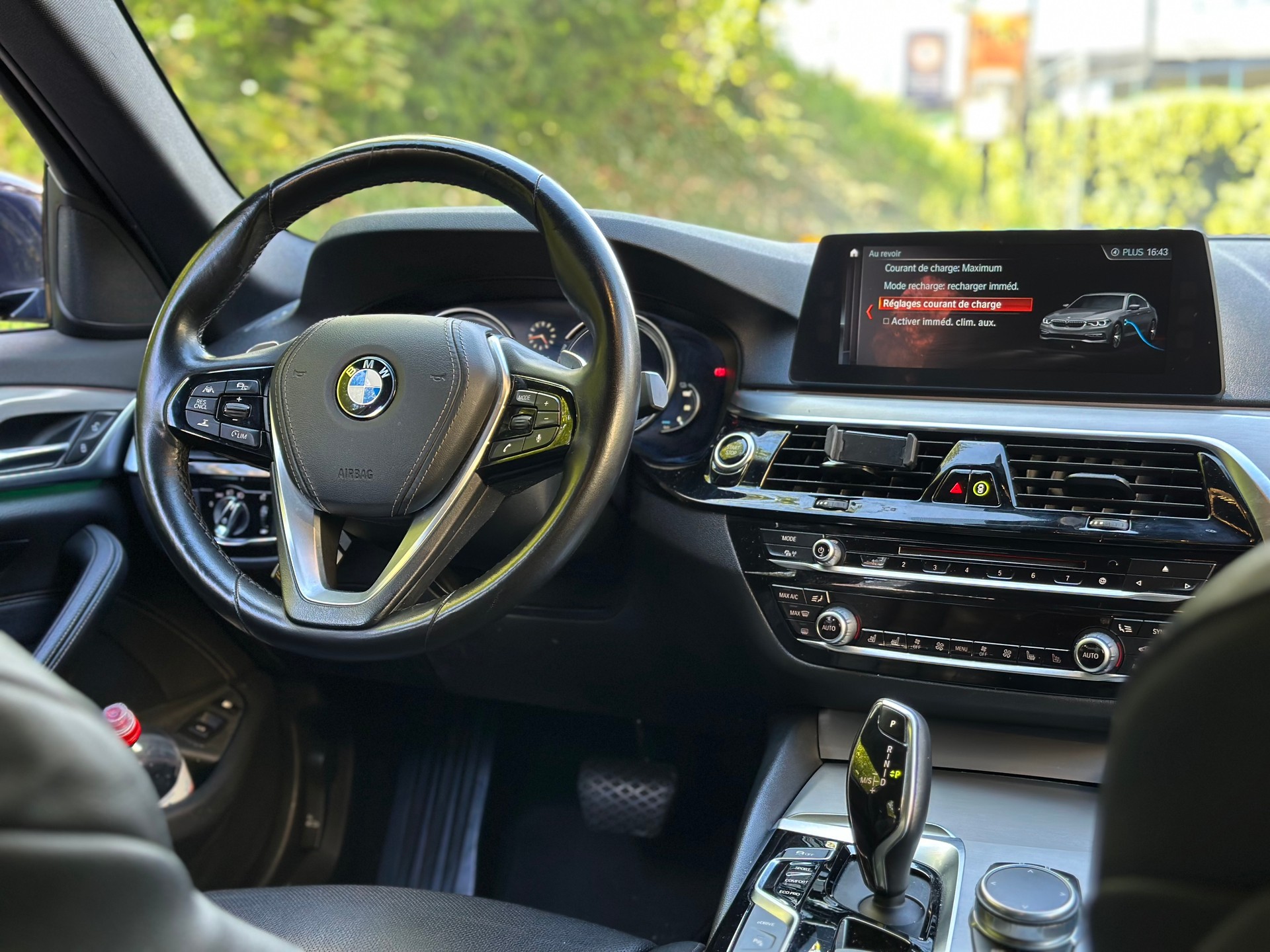 BMW 530e iPerformance Sport Line Steptronic-image-7