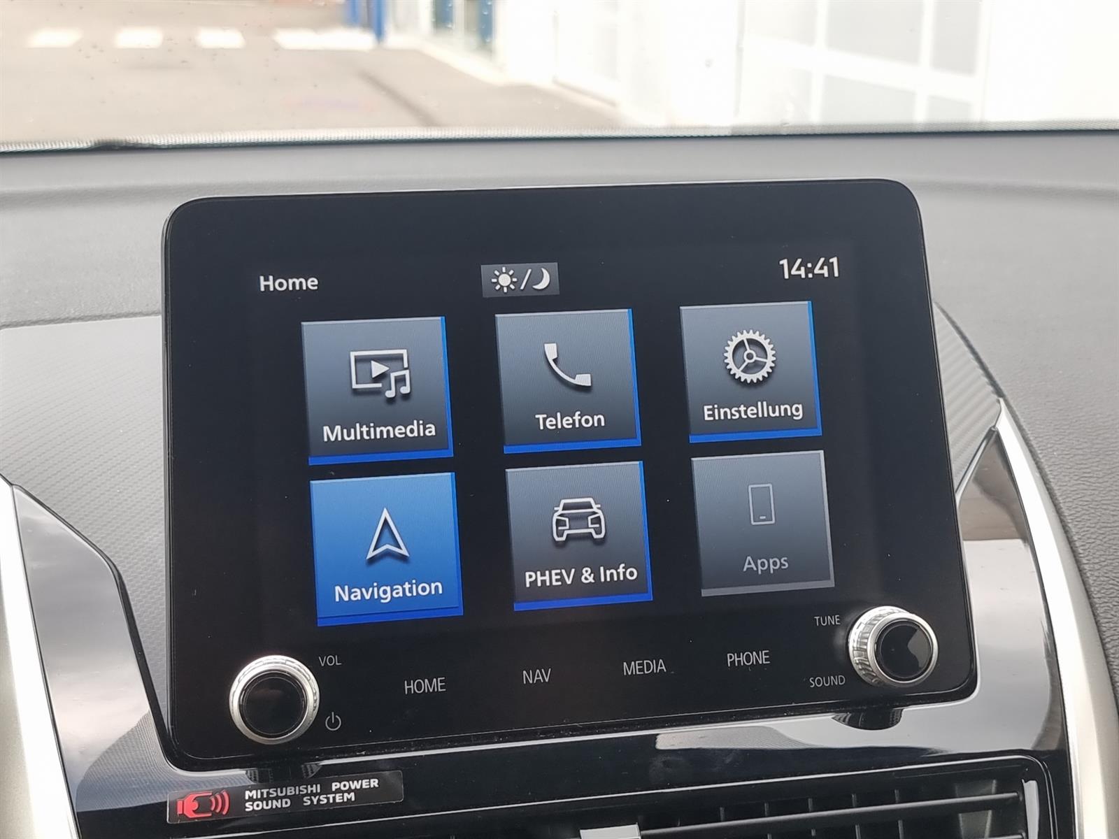 MITSUBISHI Eclipse Cross 2.4 PHEV Instyle 4x4-image-6