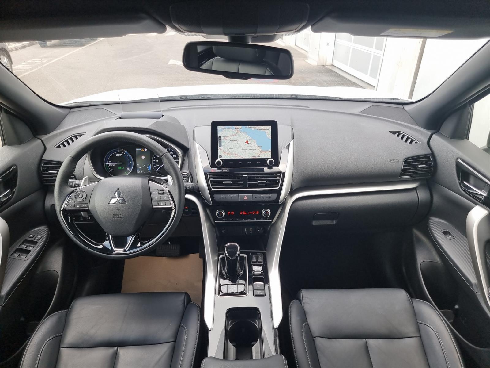 MITSUBISHI Eclipse Cross 2.4 PHEV Instyle 4x4-image-5
