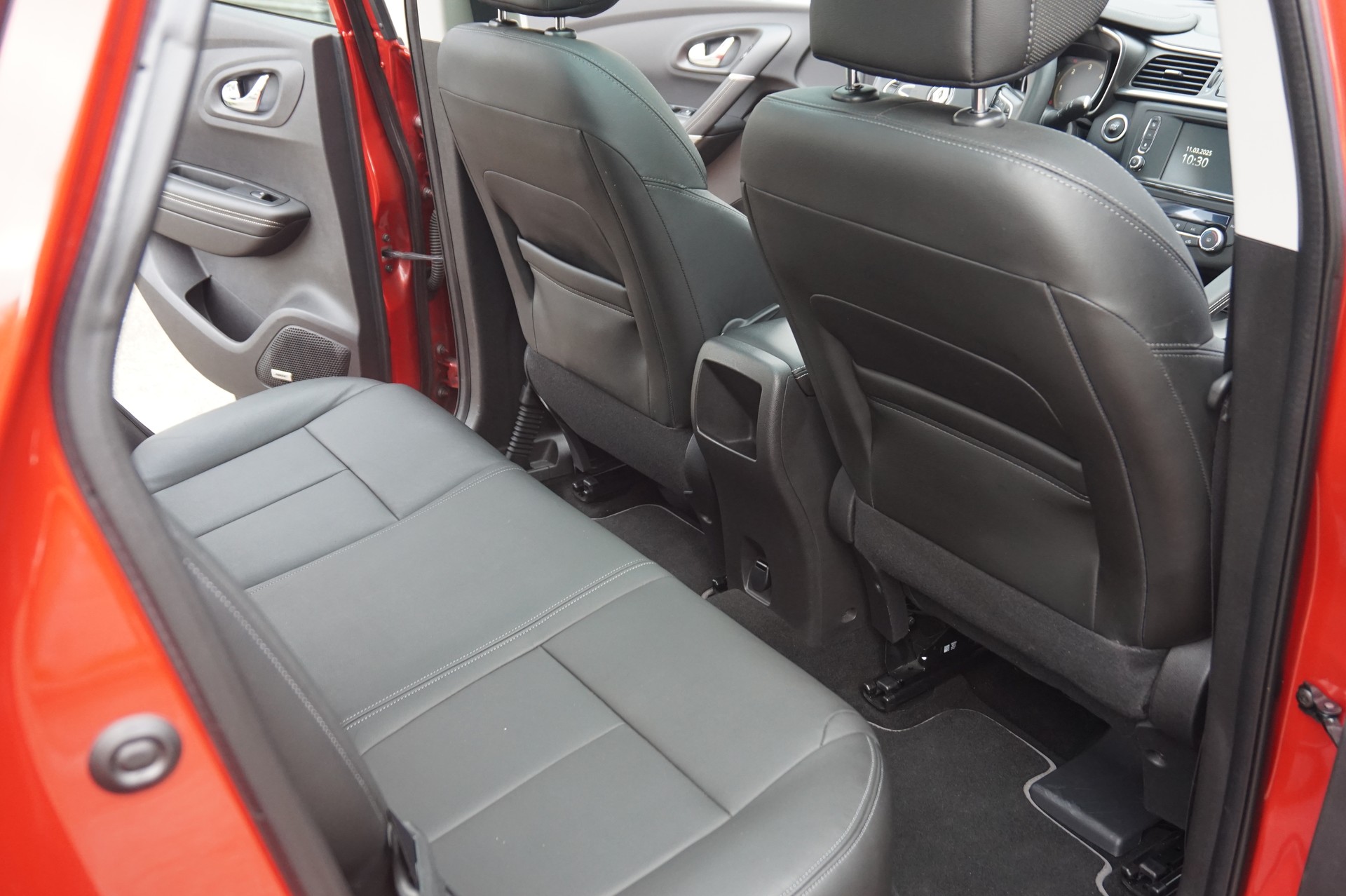 RENAULT Kadjar 1.6 dCi Bose 4x4-image-11