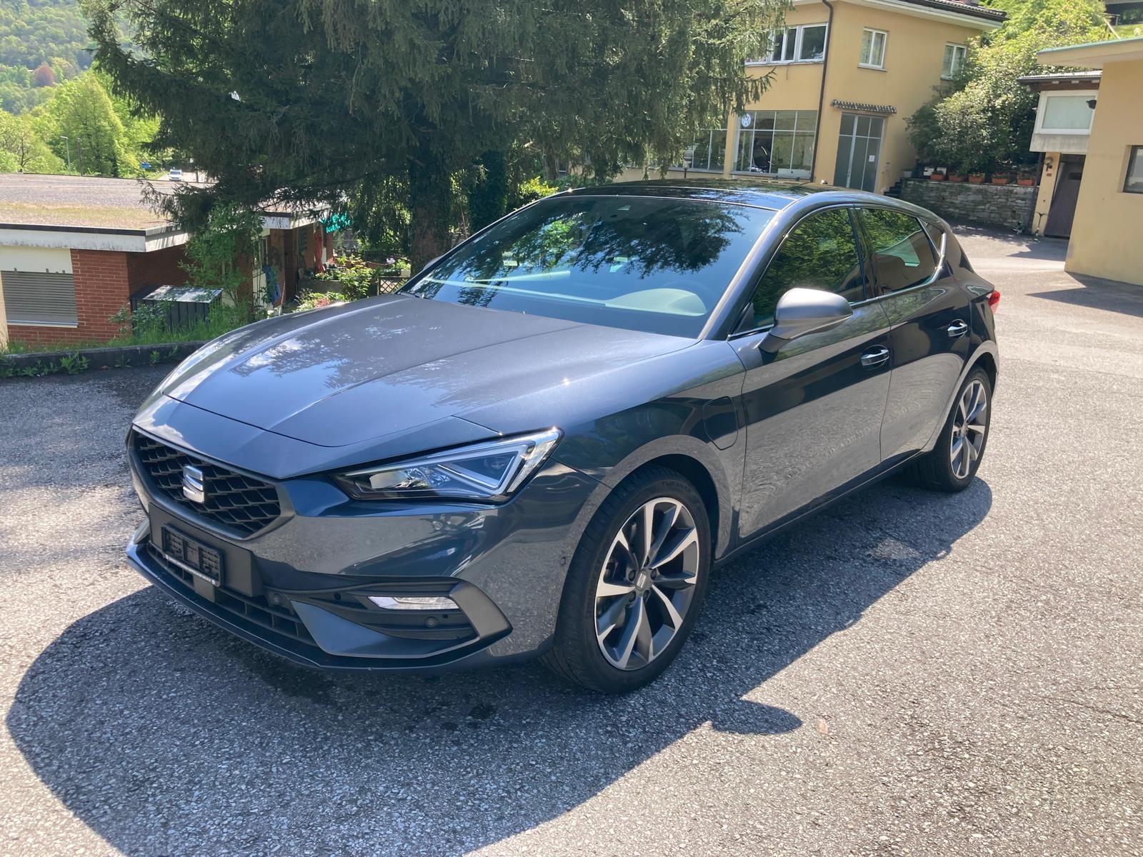 SEAT Leon 1.4 eHybrid (Limousine) Seat SEAT Leon 1.4 eHybrid (Limousine)