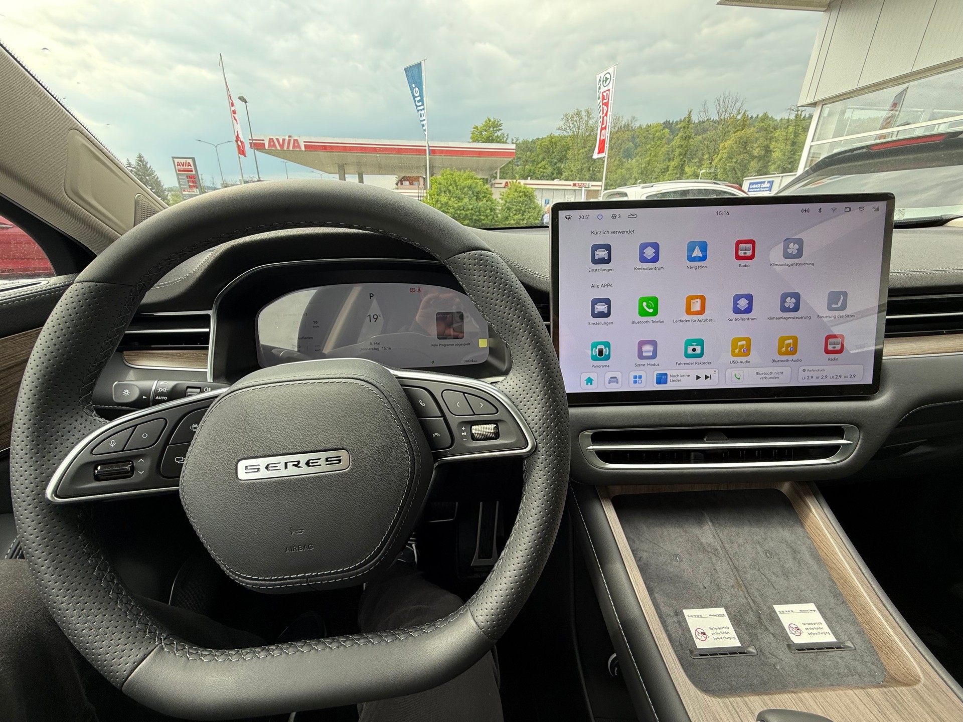 SERES 5 4WD Garage Zöllig - Finanzierung 0% Zins möglich-image-8