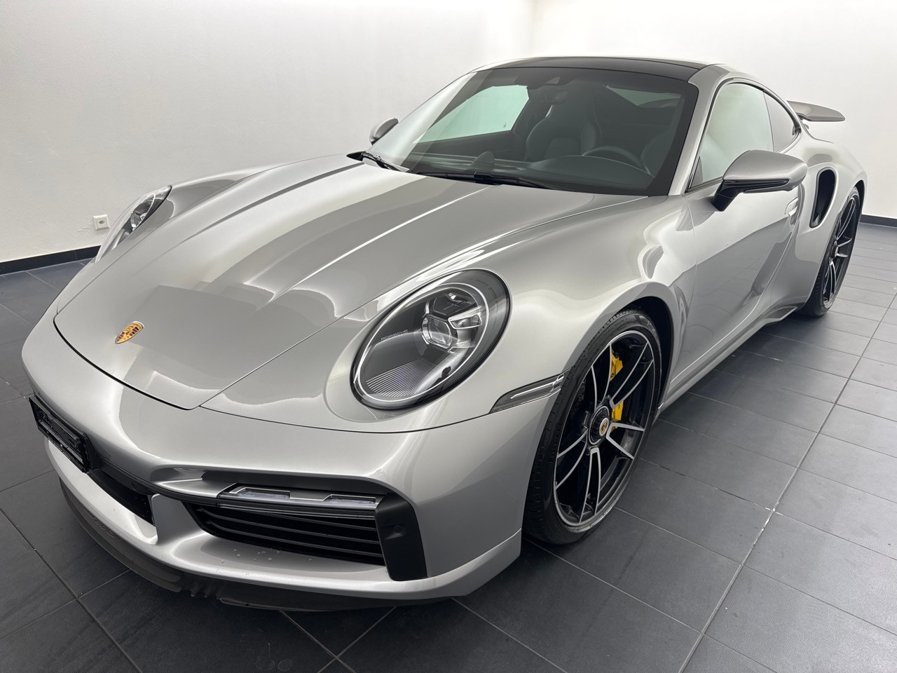 PORSCHE 911 Turbo S