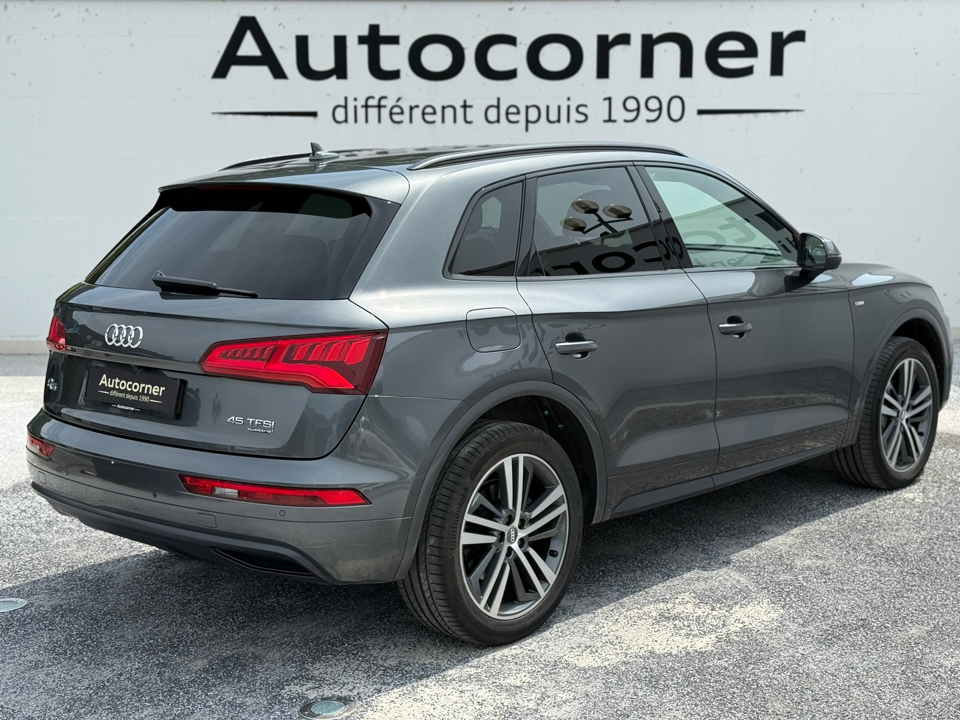 AUDI Q5 45 TFSI sport quattro S-tronic-showroom-element-1