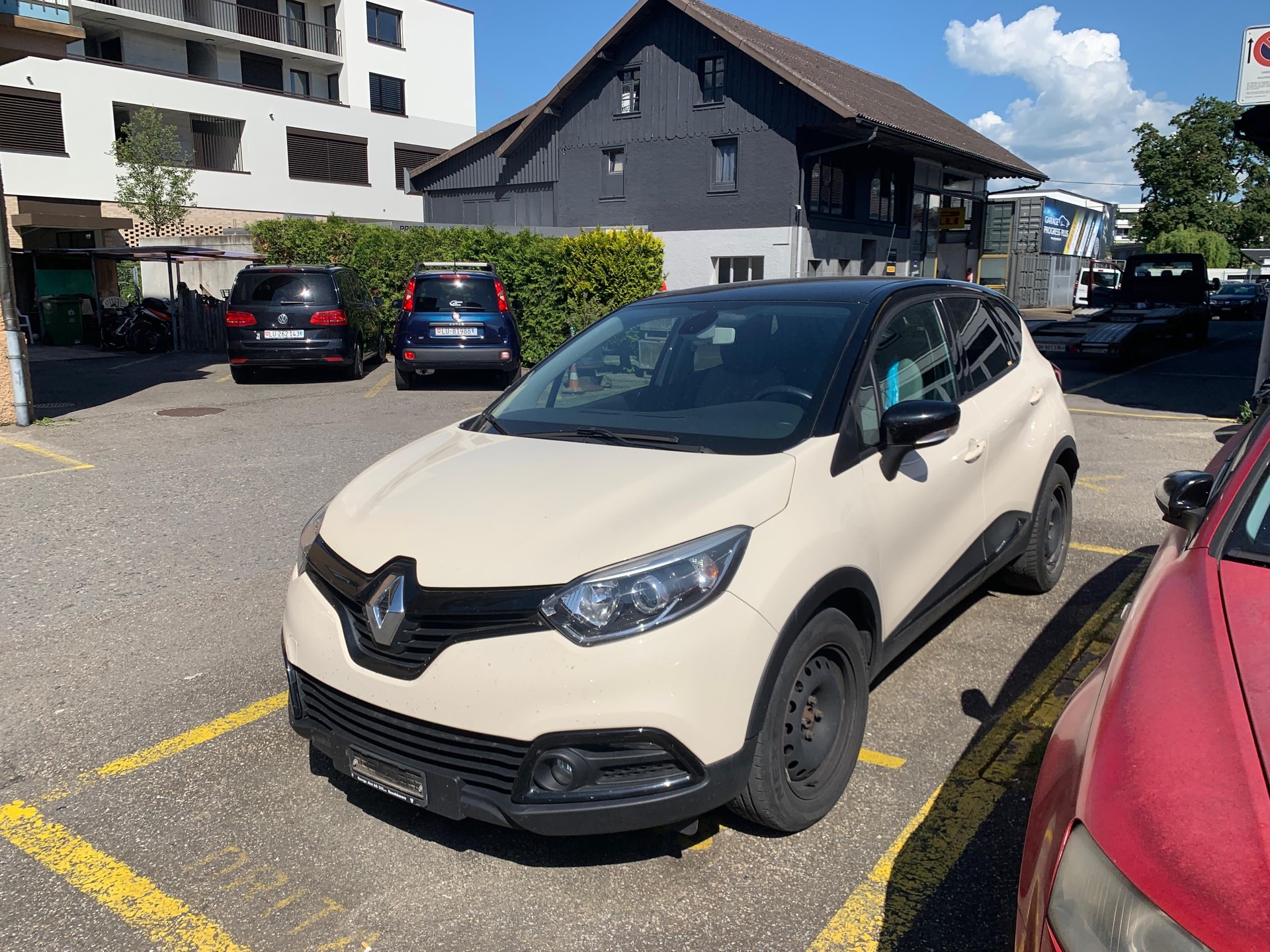 RENAULT Captur 1.2 T 16V Privilège EDC