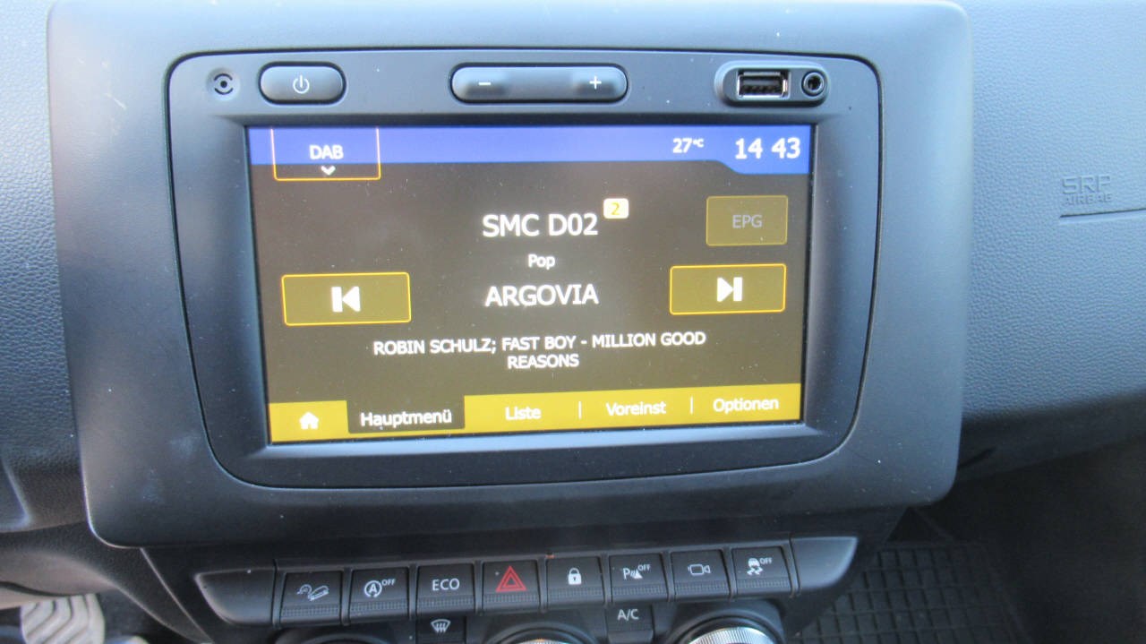 DACIA Duster 1.3 TCe 150 Celebration 4WD-image-6