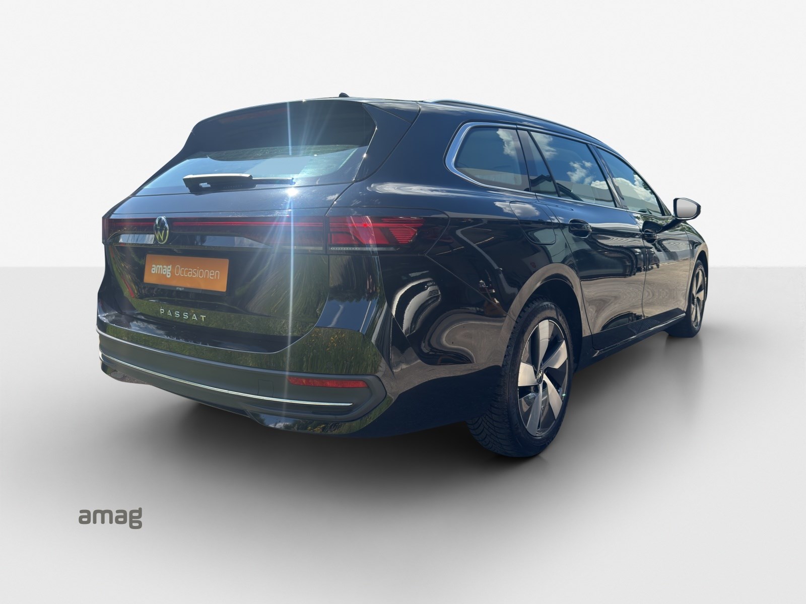 VW Passat Variant 2.0 TDI evo Business DSG-image-4