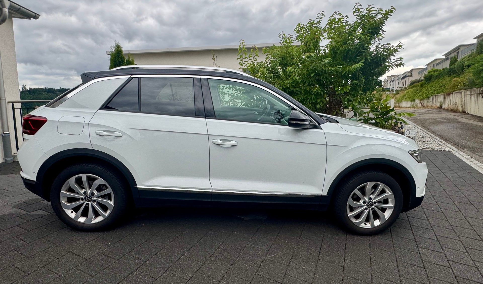 VW T-Roc 1.5 TSI EVO Life DSG-image-2