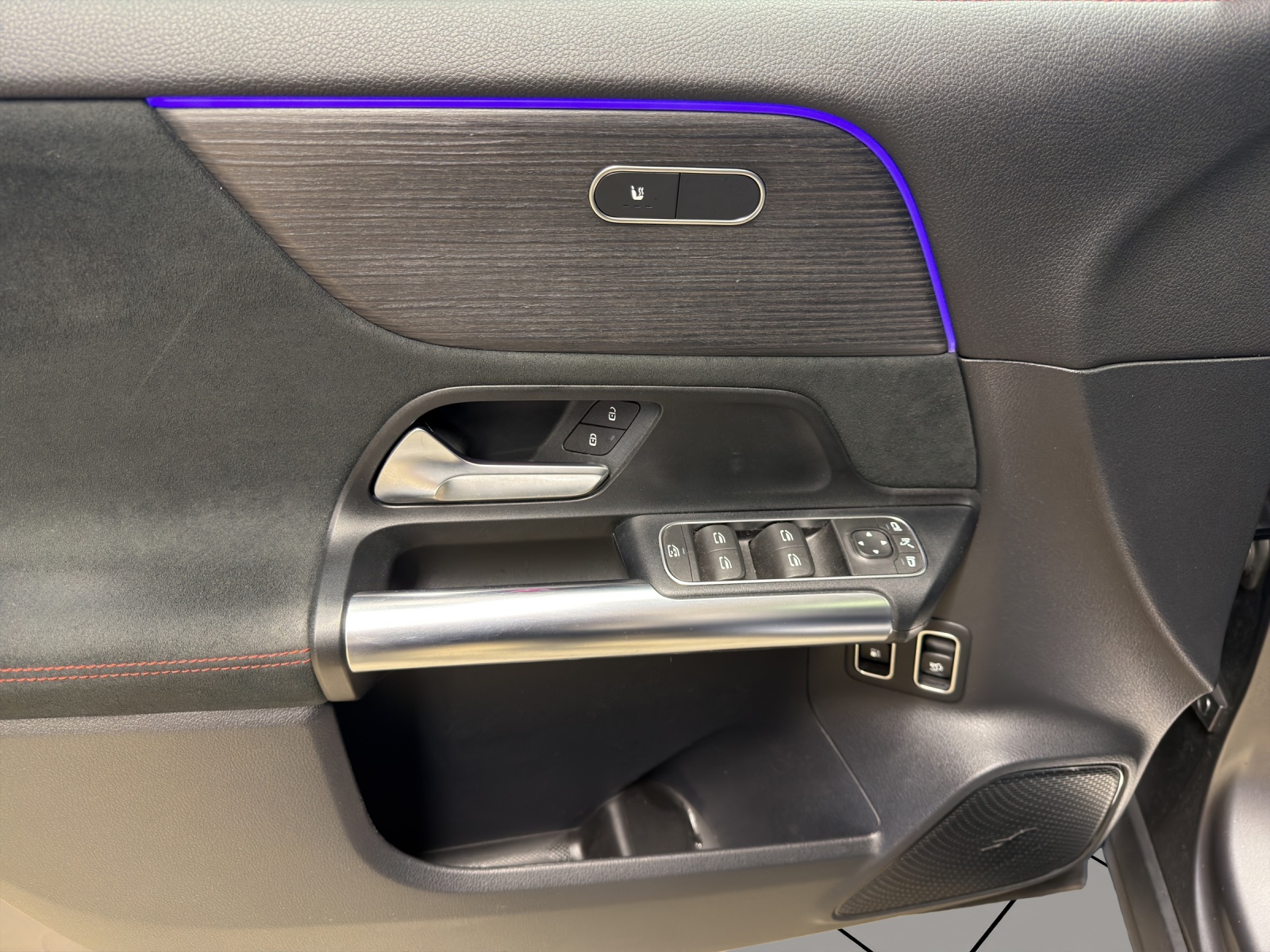 Image MERCEDES-BENZ GLA-250 GLA 250e AMG Line 8G-DCT