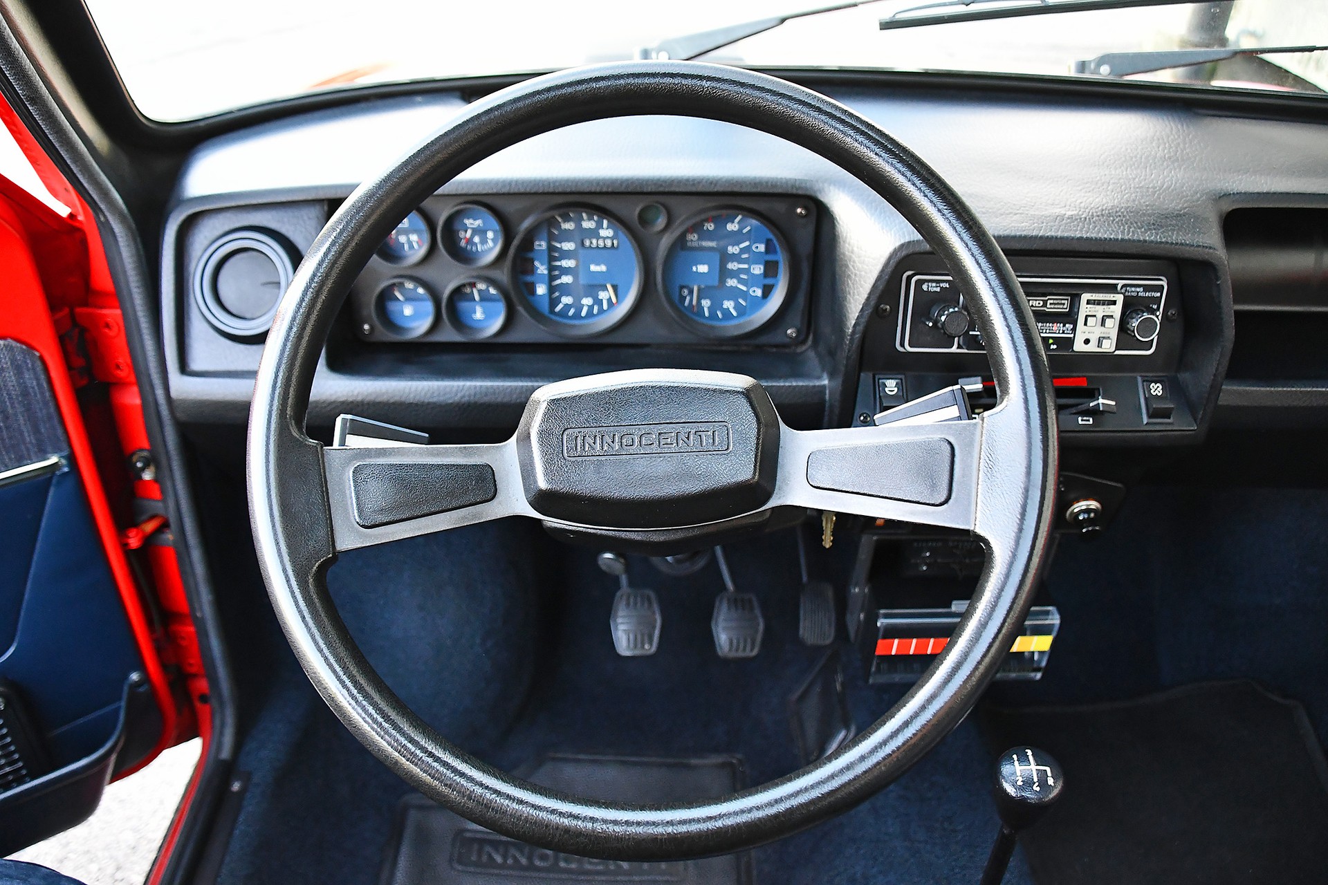 INNOCENTI de Tomaso-image-8