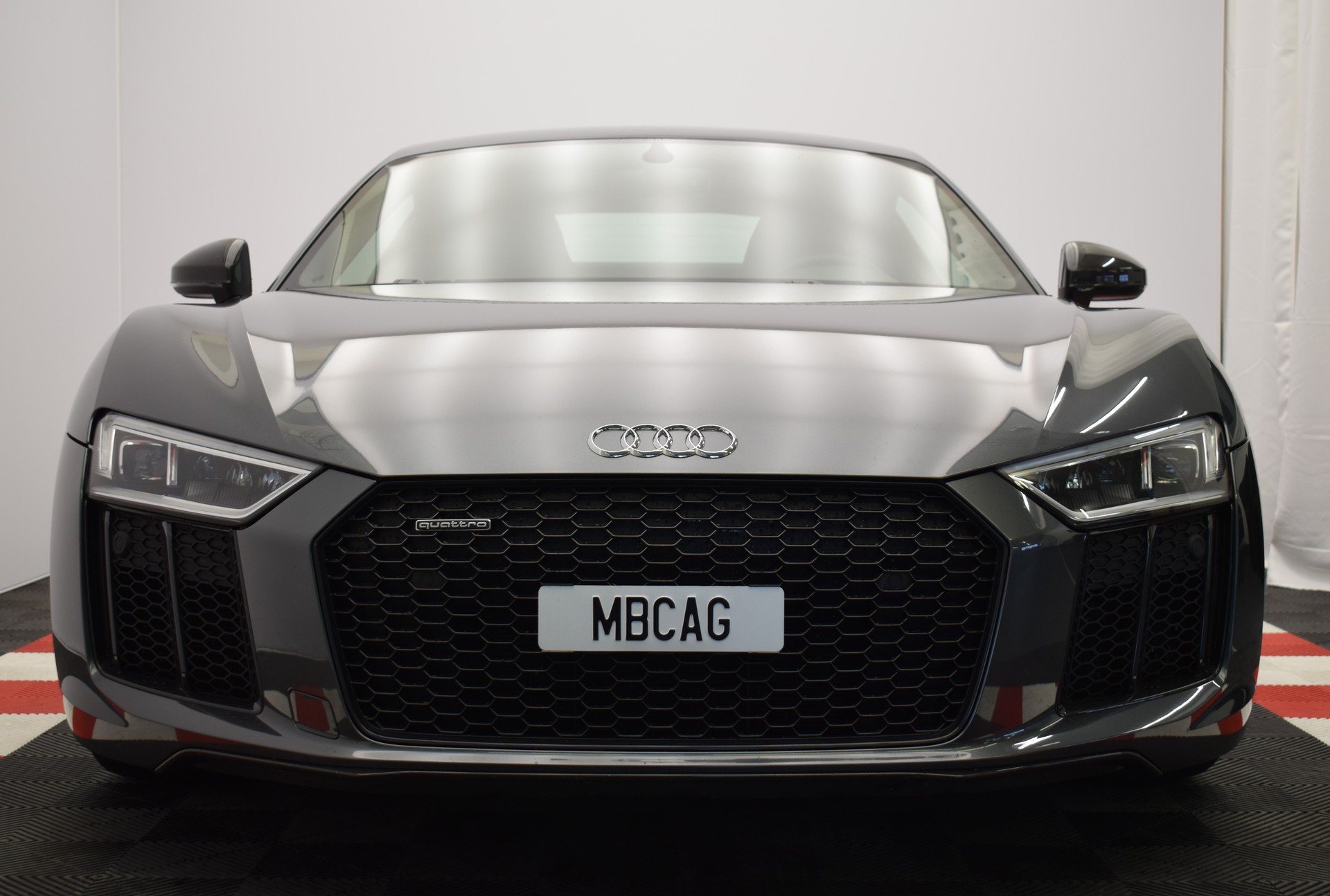 AUDI R8 Coupé 5.2 plus S-Tronic-showroom-element-2