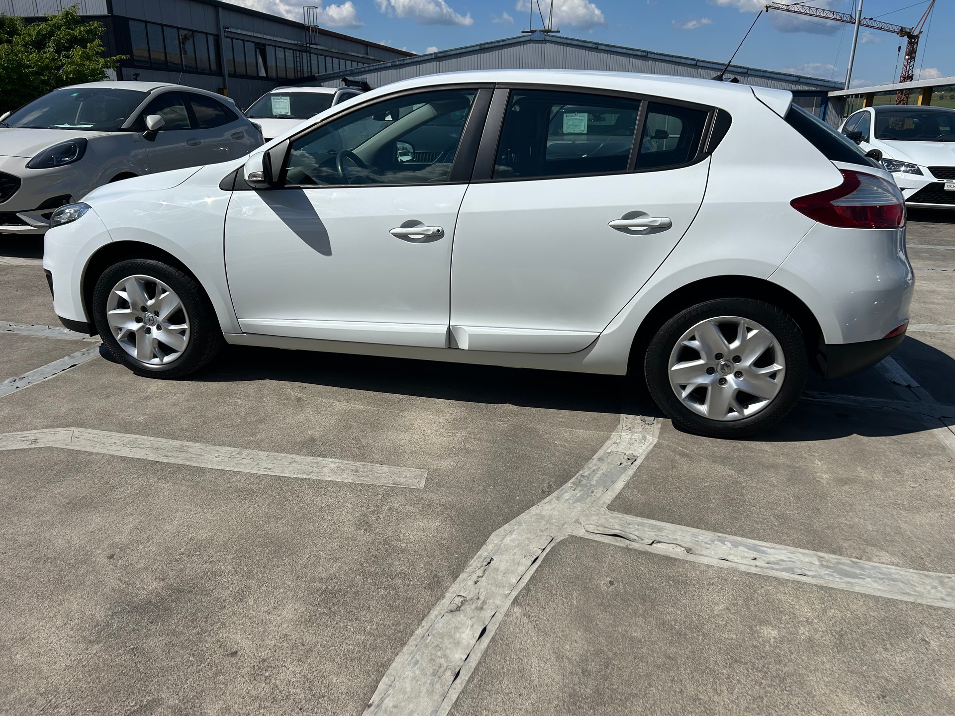 RENAULT Mégane 1.2 16V Turbo Expression-showroom-element-1