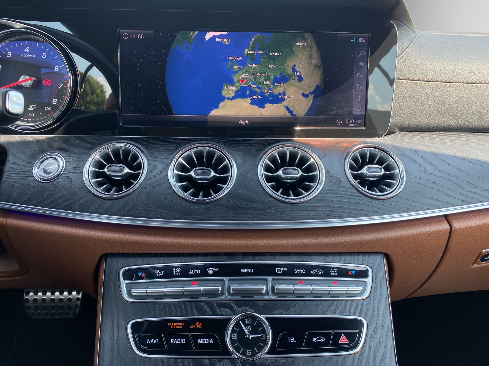 Image MERCEDES-BENZ E-400 E 400 AMG Line 4 Matic