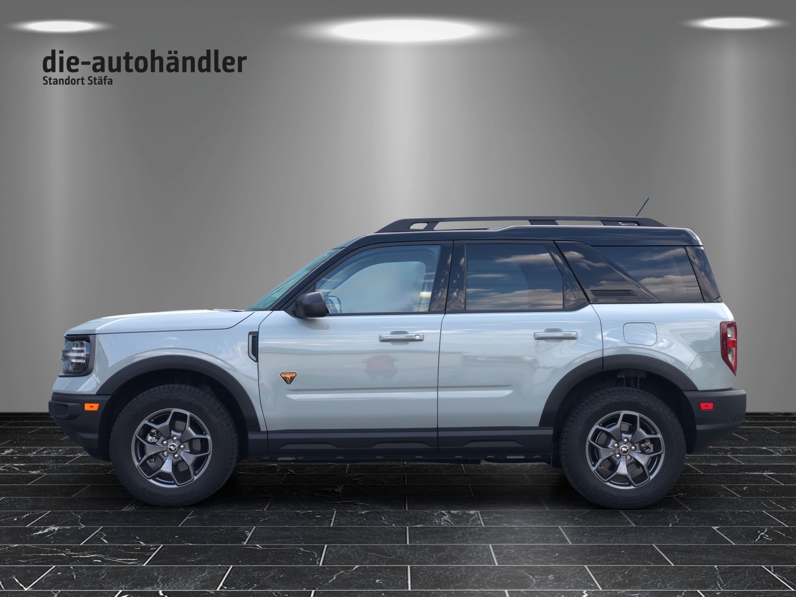 FORD BRONCO SPORT BADLANDS 2.0 EcoBoost 4x4-showroom-element-2
