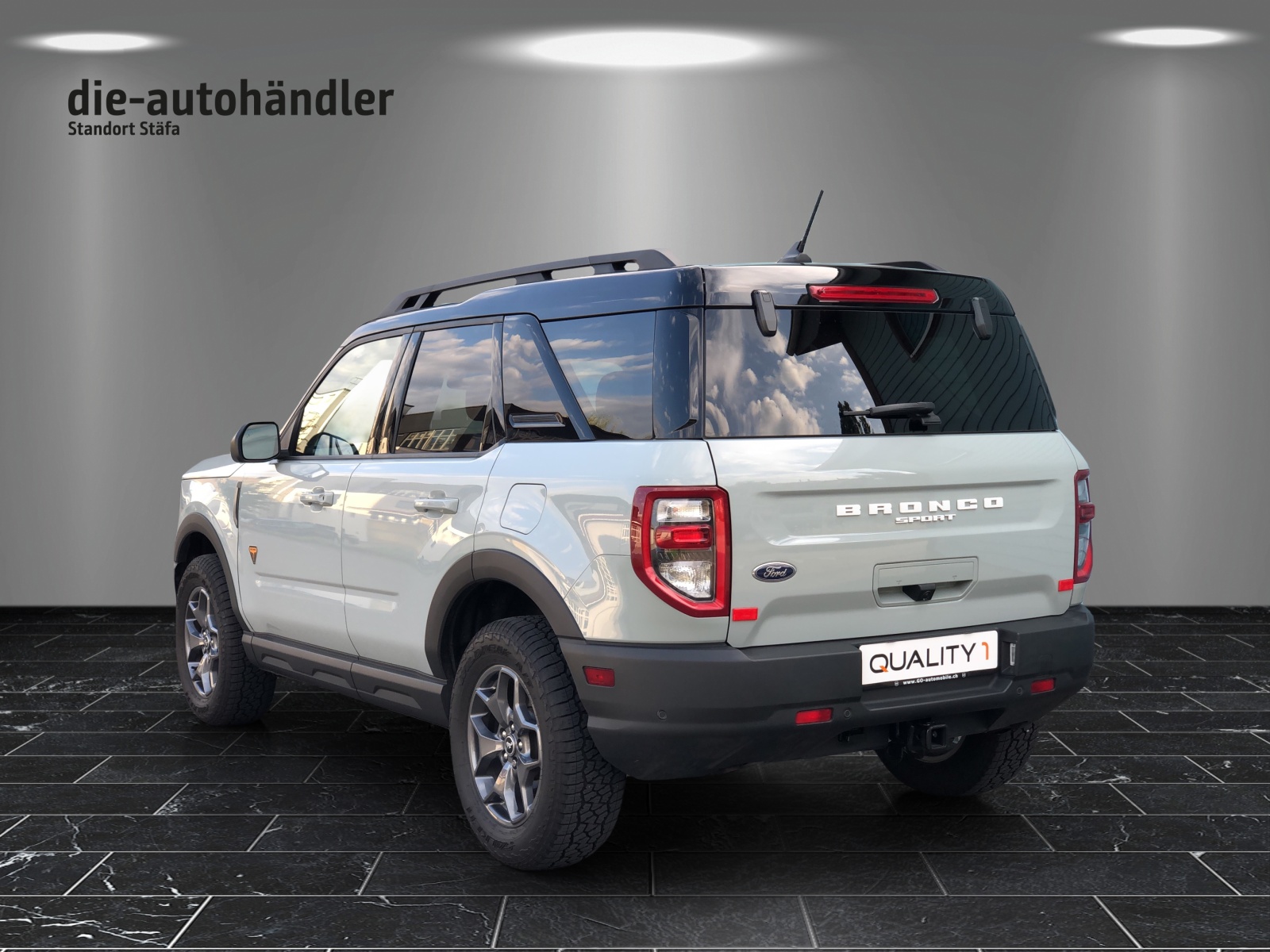 FORD BRONCO SPORT BADLANDS 2.0 EcoBoost 4x4-showroom-element-3