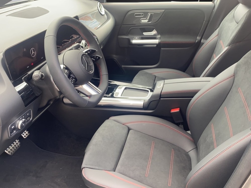 Image MERCEDES-BENZ GLA-250 GLA 250 4Matic 8G-DCT Swiss Star