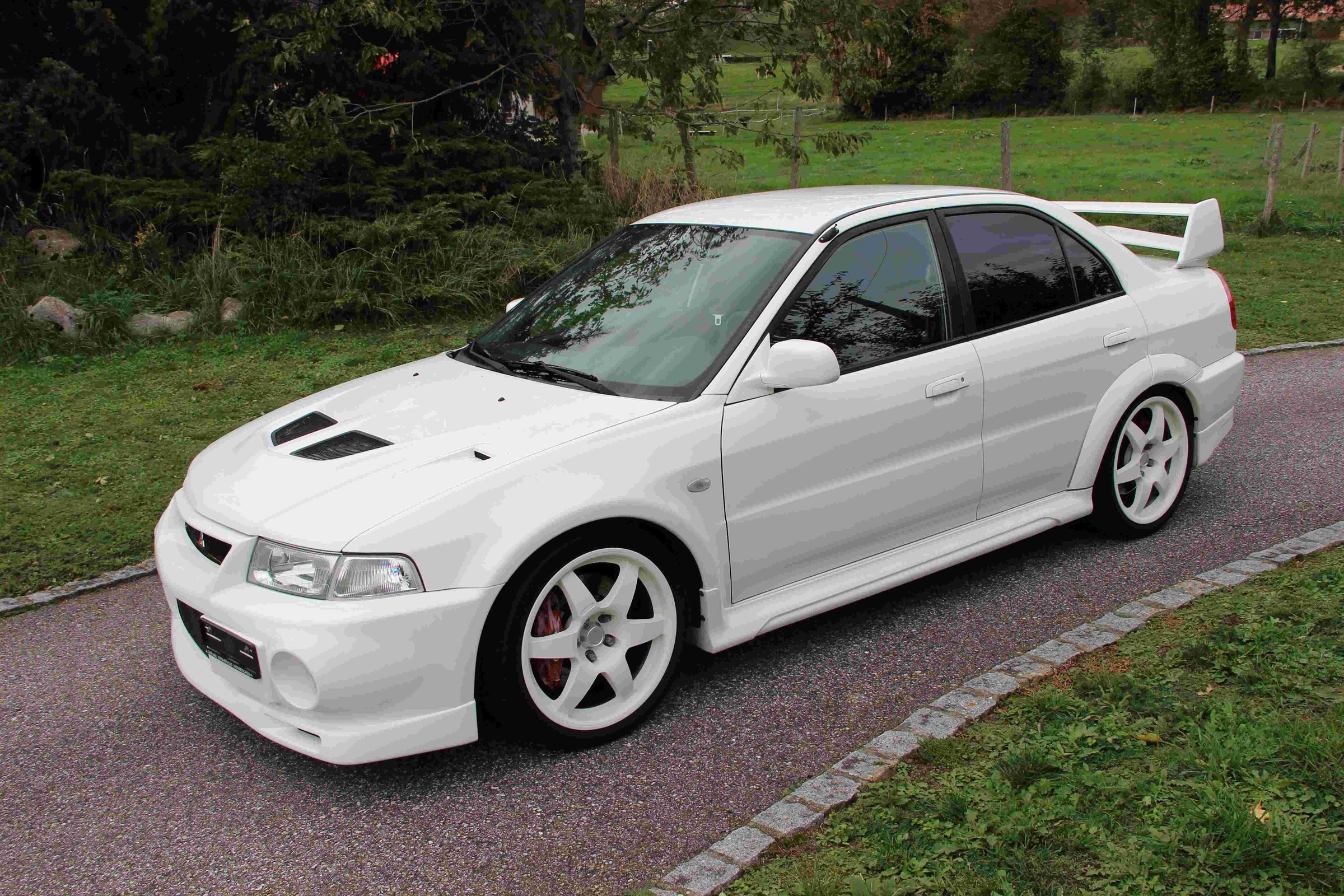 MITSUBISHI LANCER EVO VI RS-2 (Limousine)