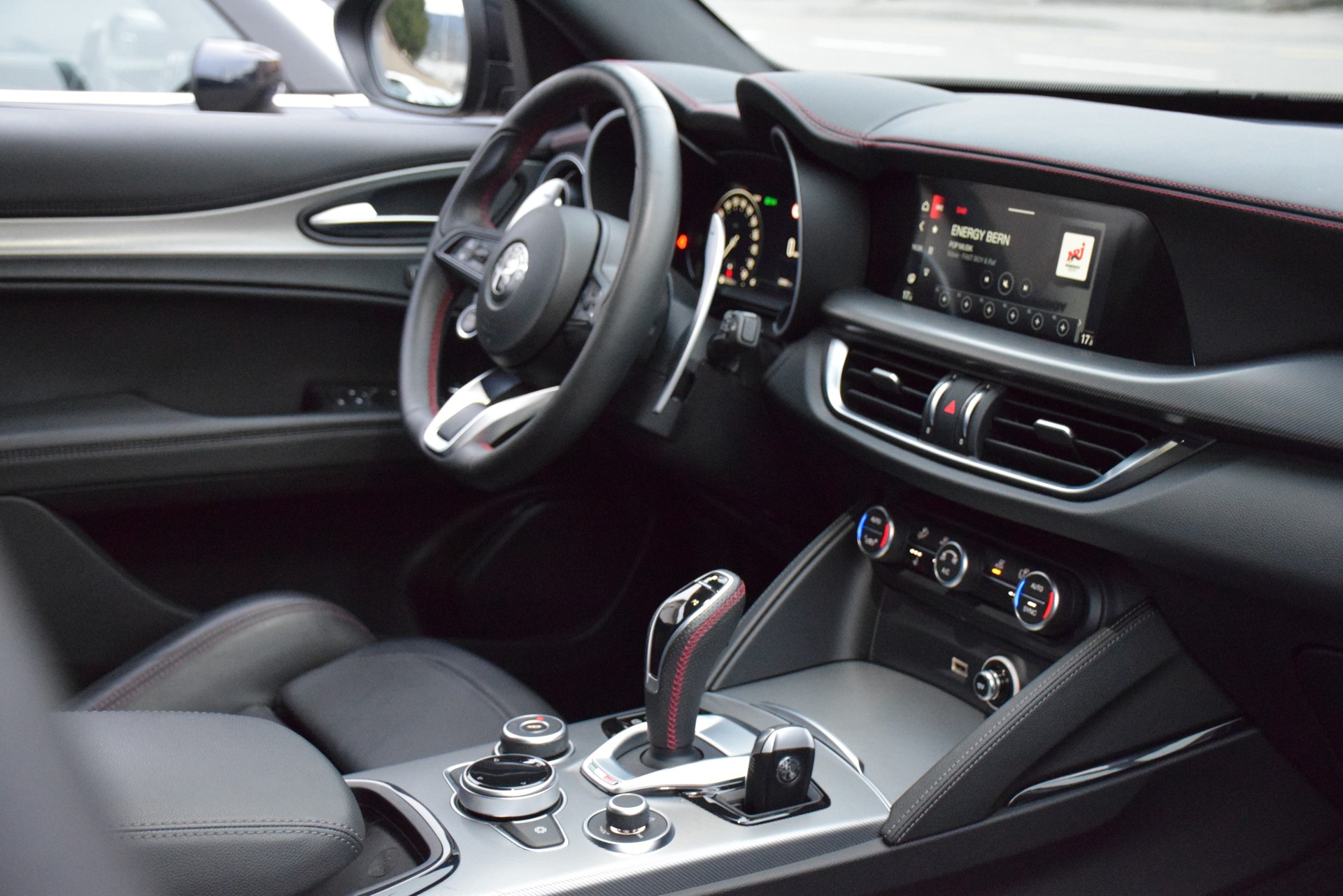 ALFA ROMEO Stelvio 2.0 Q4 280 Competizione-image-11