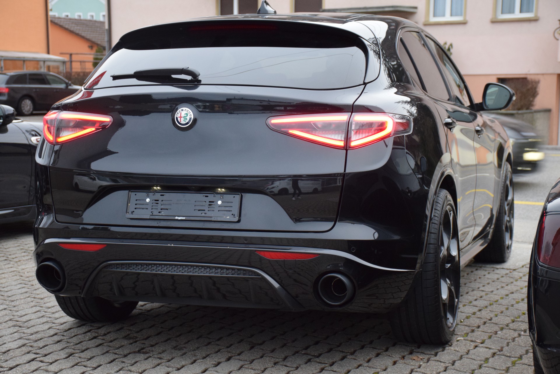 ALFA ROMEO Stelvio 2.0 Q4 280 Competizione-image-8