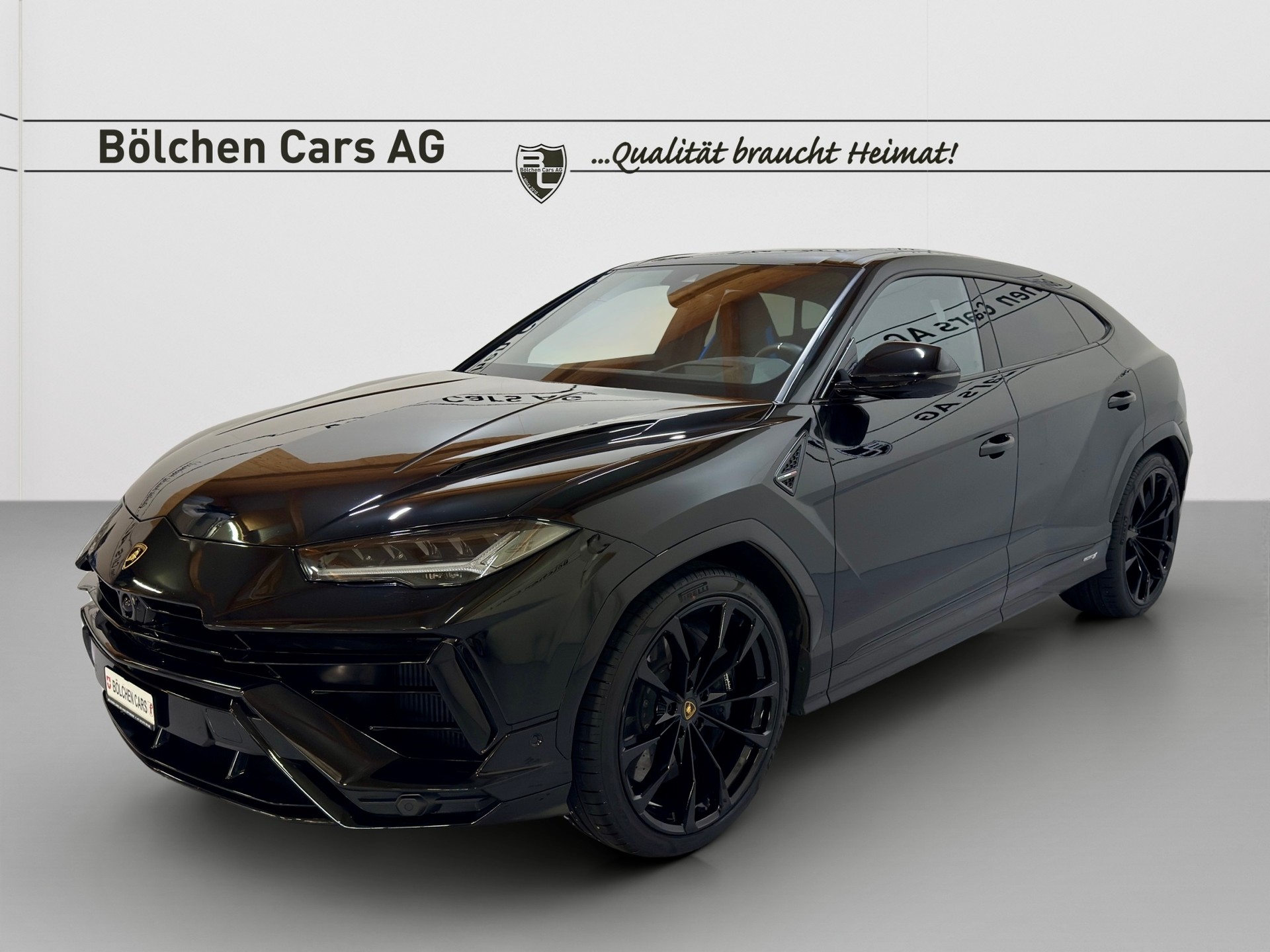 LAMBORGHINI Urus S E-Gear-showroom-element-2