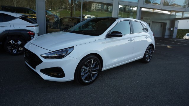 HYUNDAI i30 1.5 T-GDi Vertex DCT