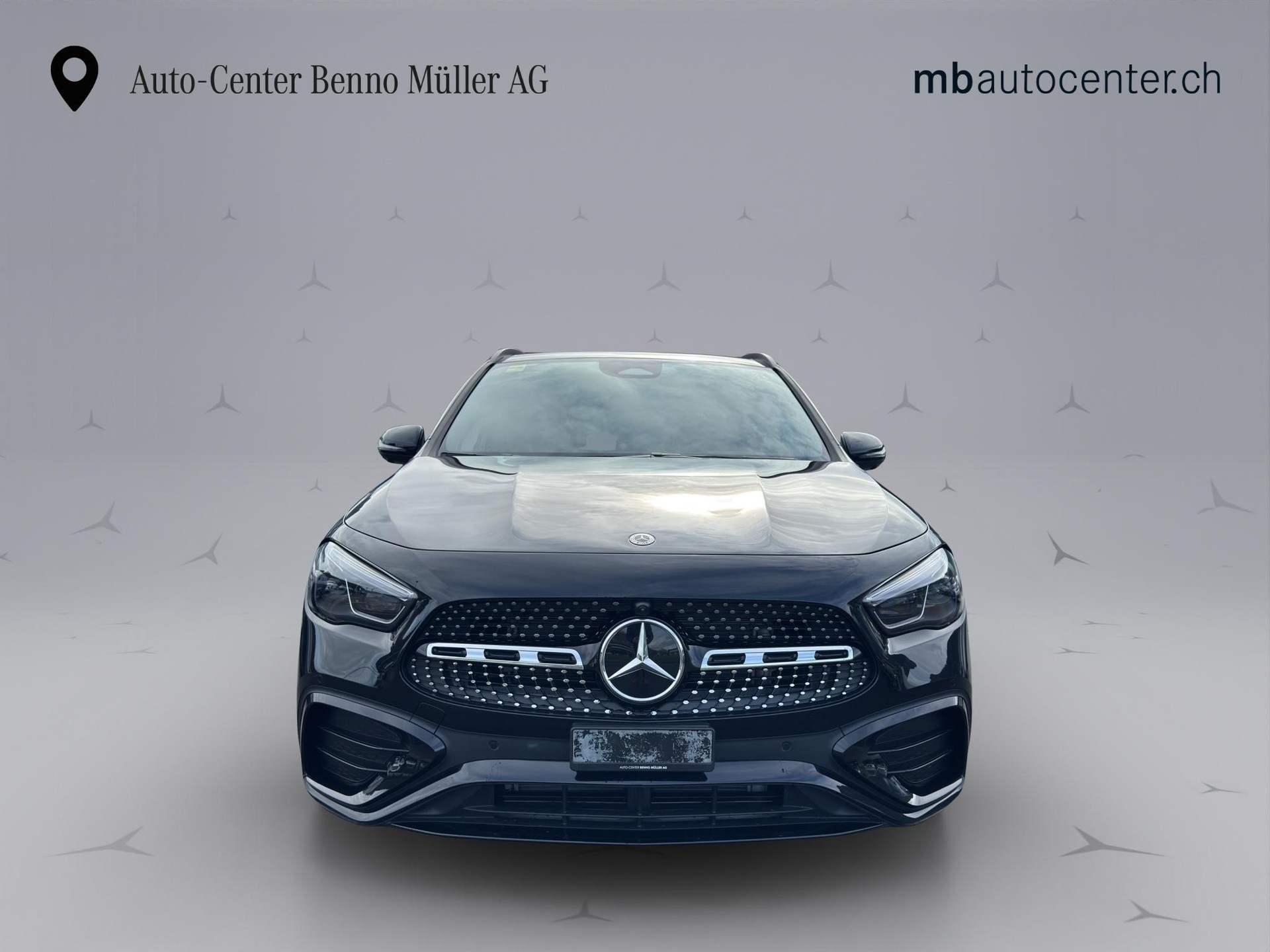 MERCEDES-BENZ GLA 250 Swiss Star AMG Line 4matic-image-7