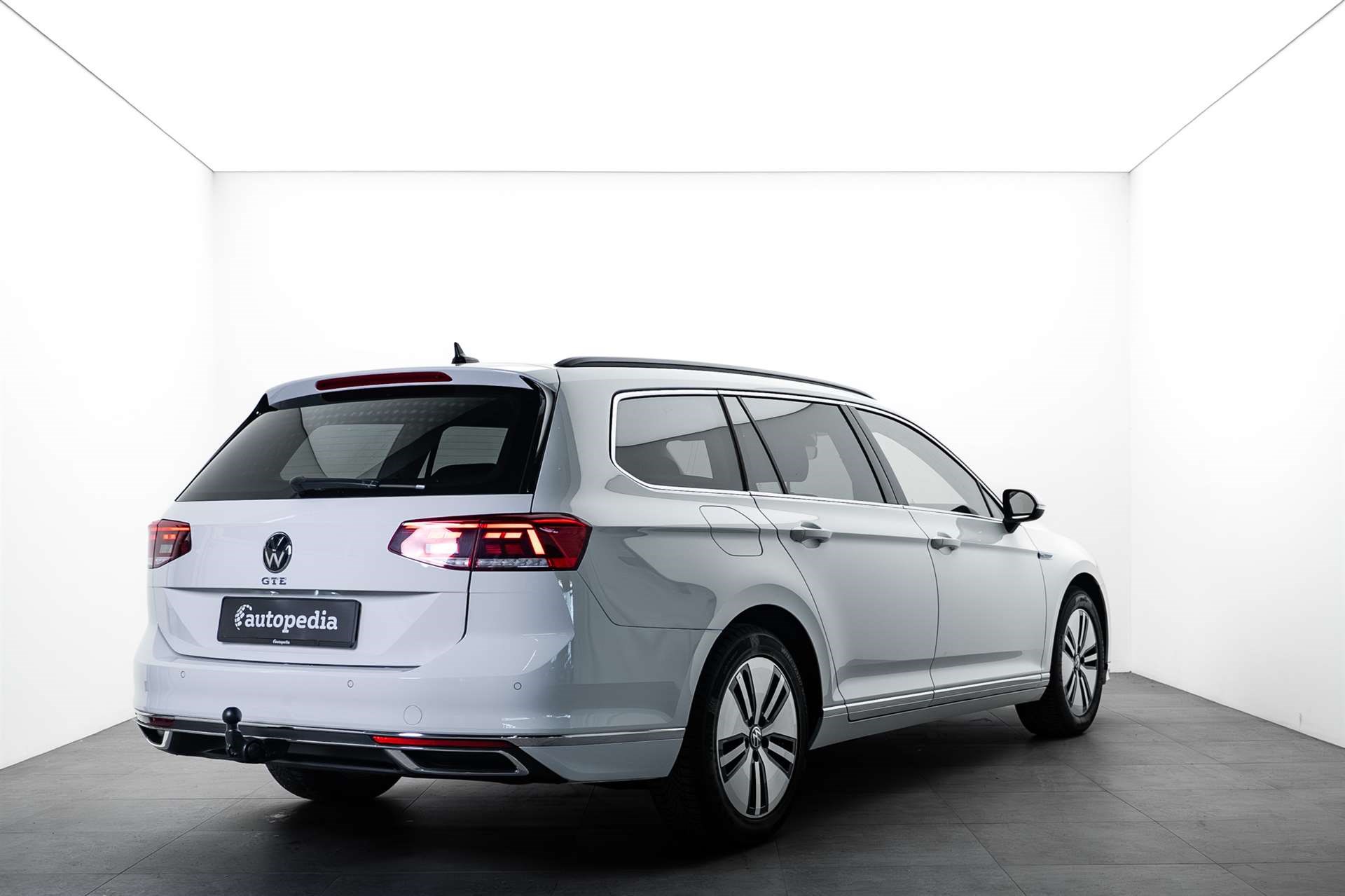 VW Passat Variant 1.4 TSI GTE Hybrid DSG 217PS-showroom-element-2